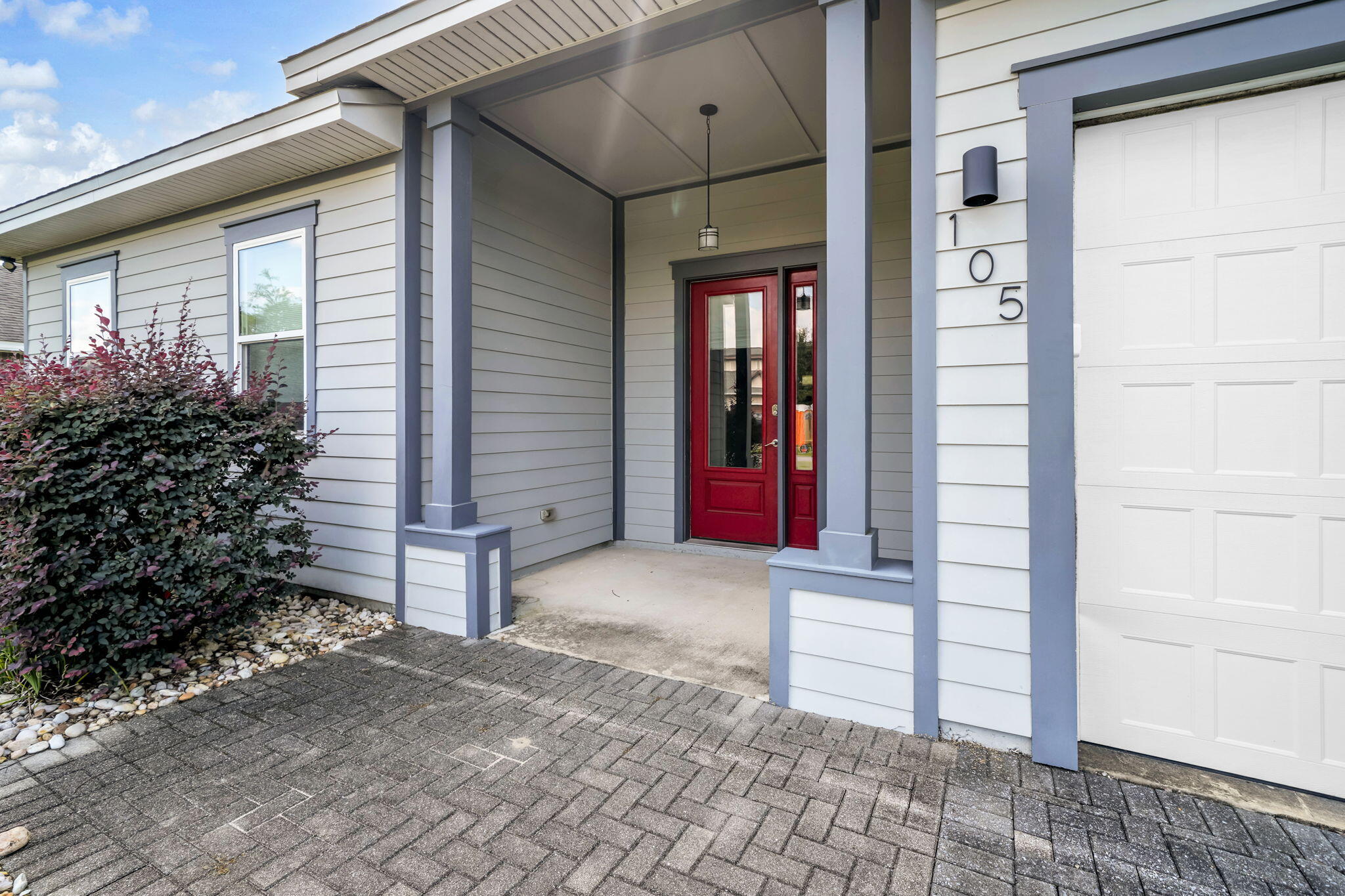 105 Amadeus Avenue