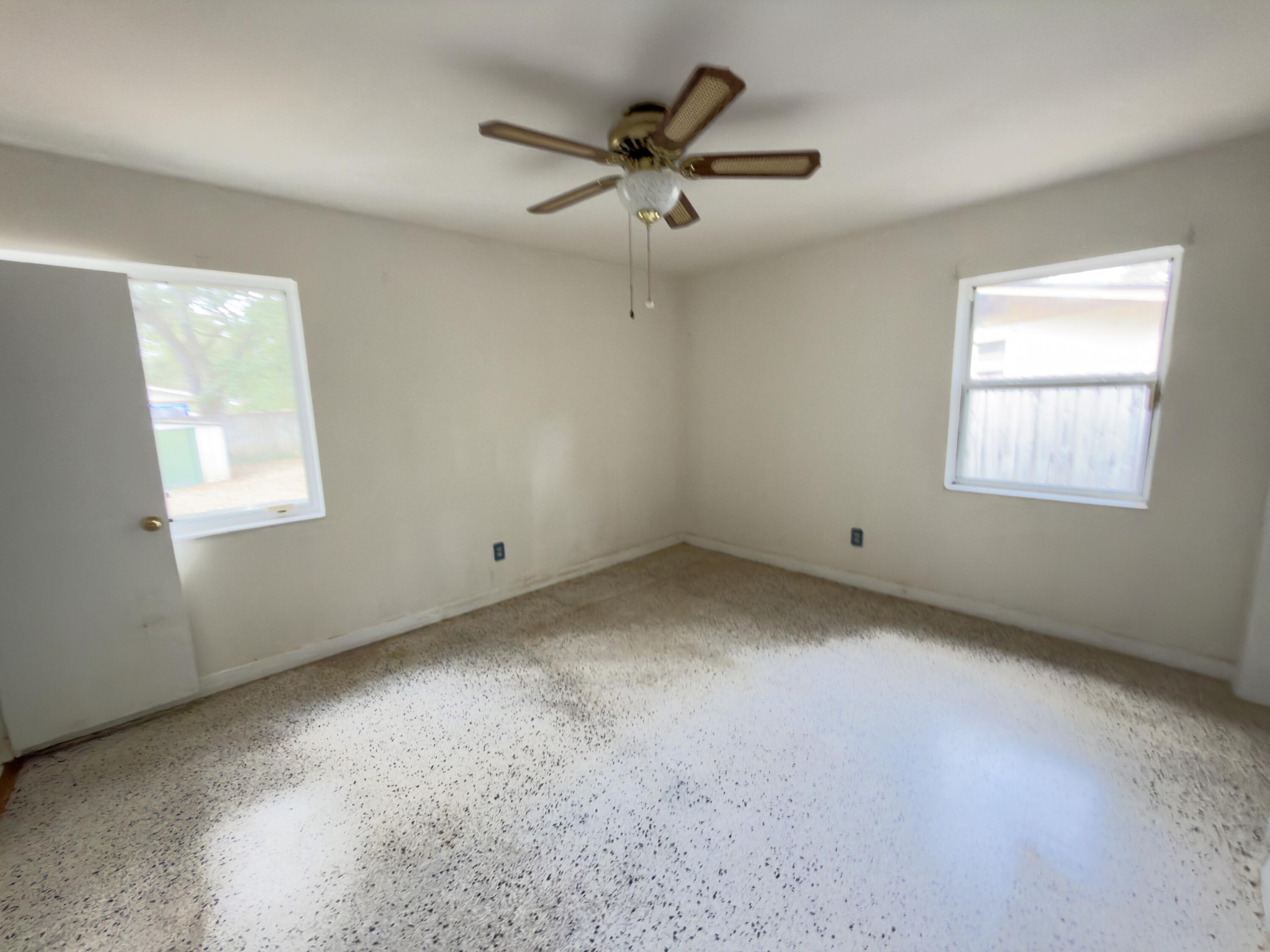 CRESCENT LAKE - Residential