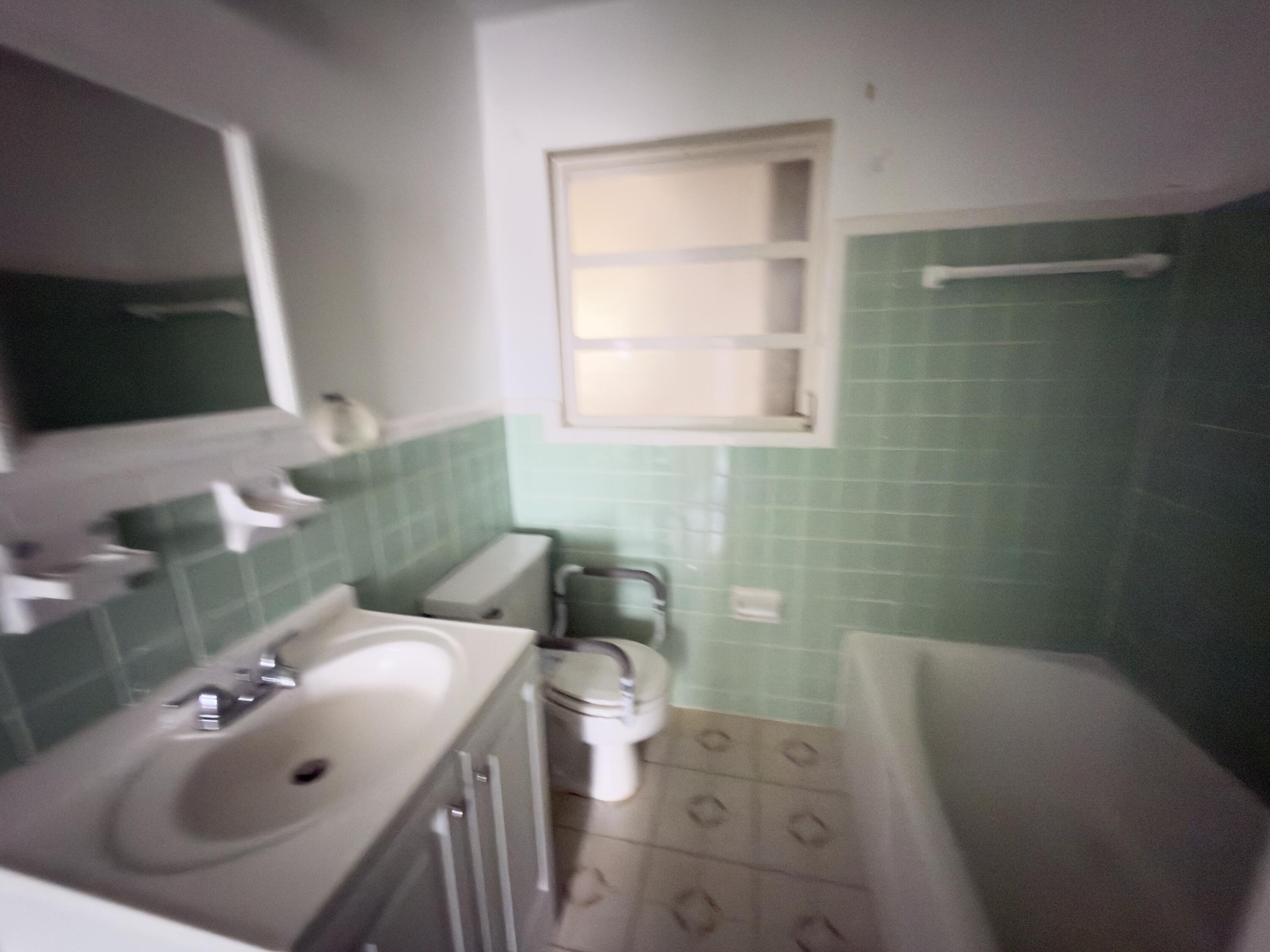 CRESCENT LAKE - Residential