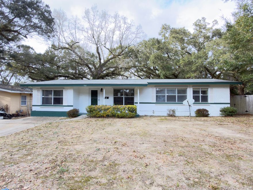 If looking for your next REO opportunity, you may have just found it. Located in the established Crescent Lake community, this 3 bedroom home is one to see. Built in 1960, this home has seen updates in the past. The home has 1 and 1/2 baths, 1334sf of living space, inside laundry, and covered patio. The backyard is fenced and there is an extra building for storage. Just a few miles away: New Baptist Hospital, PCC, interstate access schools, shopping and more. A definite must see to appreciate. This home does qualify for FHA's 100 down program to owner occupants and home is FHA IN (Insurable). Call today!
