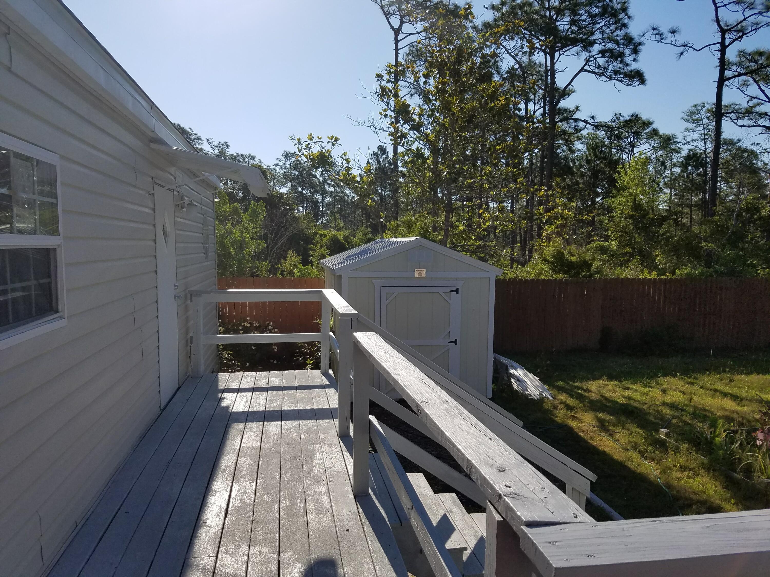 BAYOU PINES UNREC 1ST ADDN - Residential