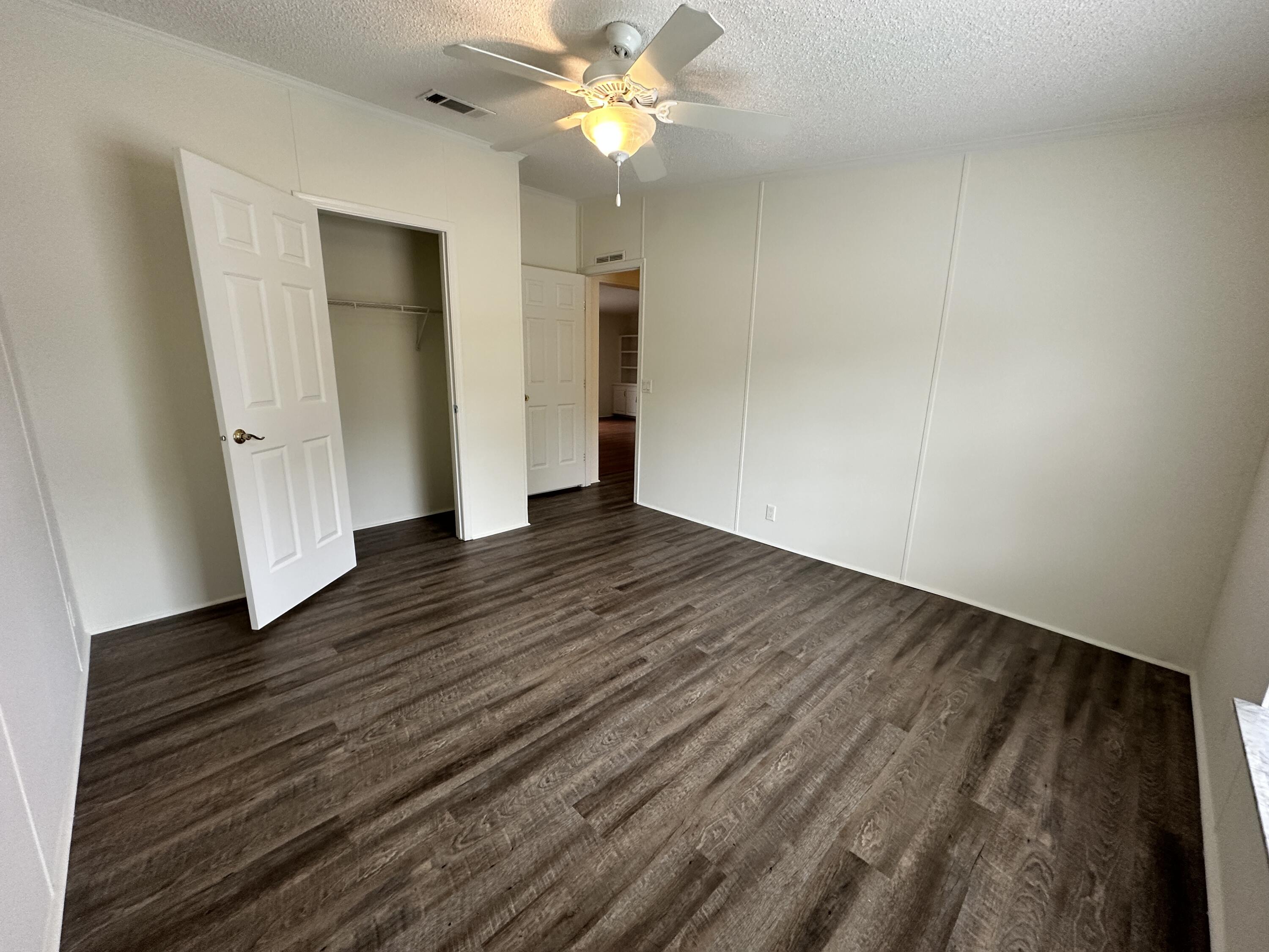 BAYOU PINES UNREC 1ST ADDN - Residential