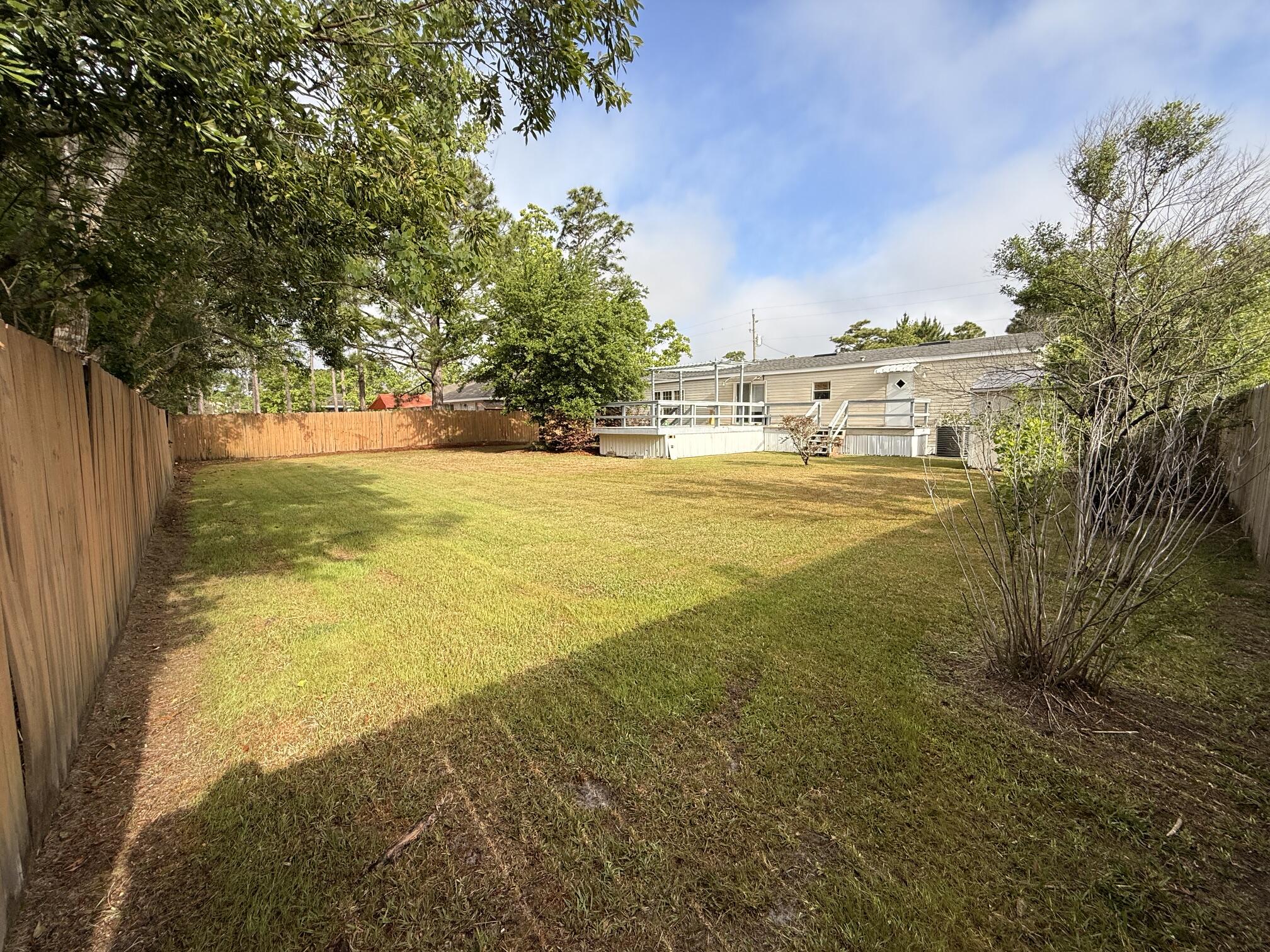 BAYOU PINES UNREC 1ST ADDN - Residential