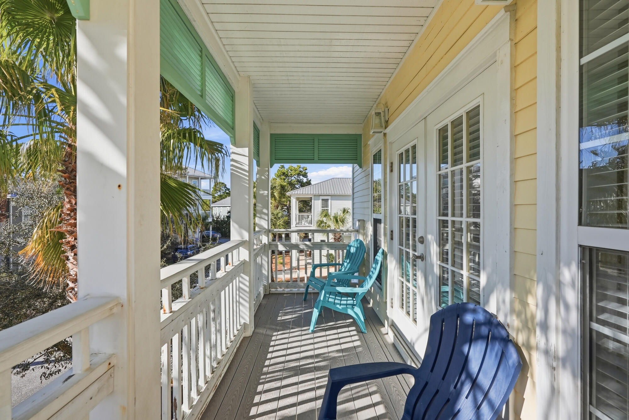 EMERALD WATERS VILLAGE - Residential