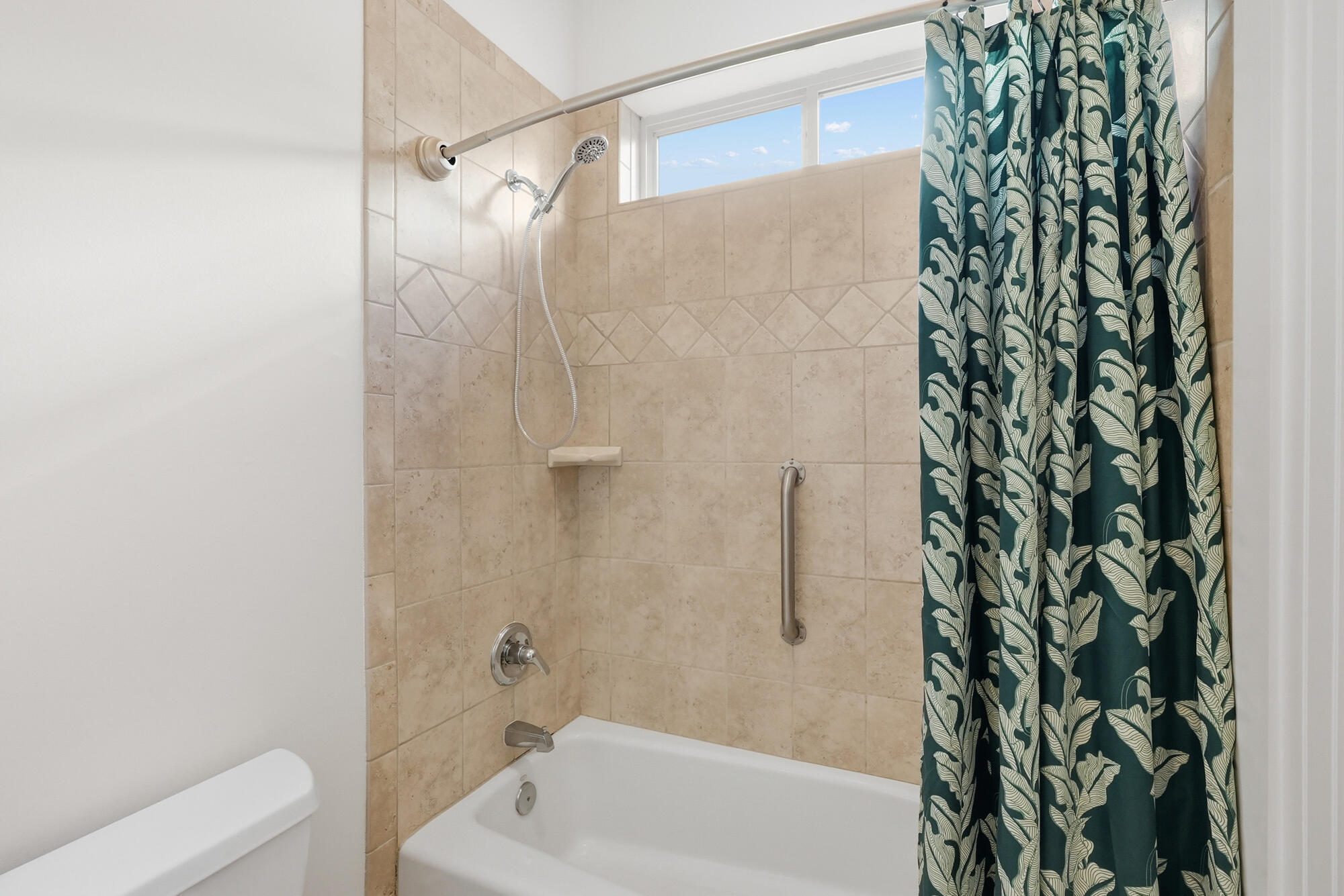 EMERALD WATERS VILLAGE - Residential