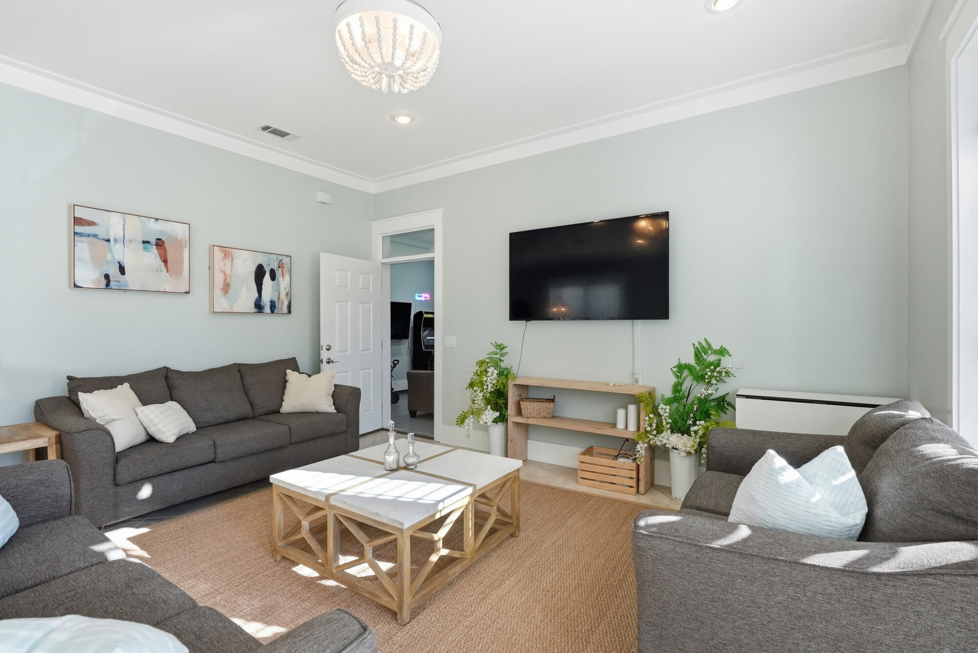 EMERALD WATERS VILLAGE - Residential