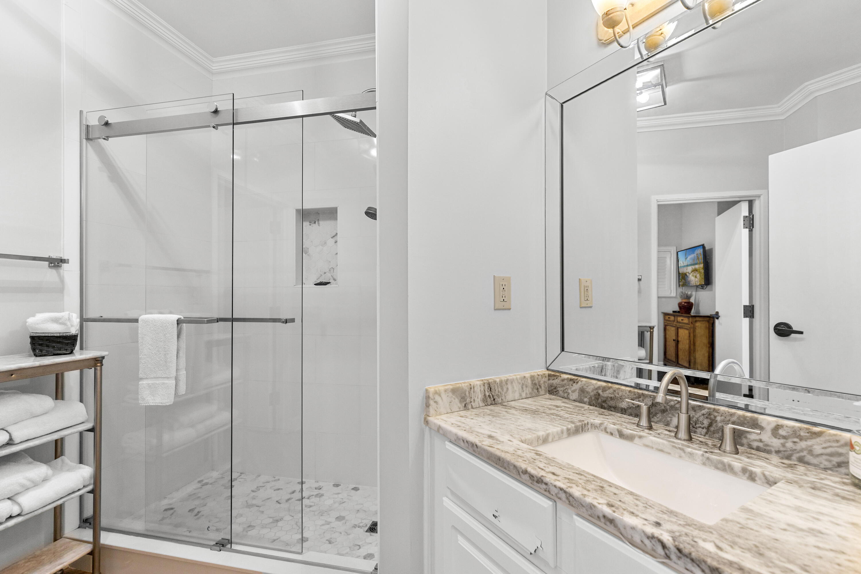 TIDES AT TOPS'L - Residential