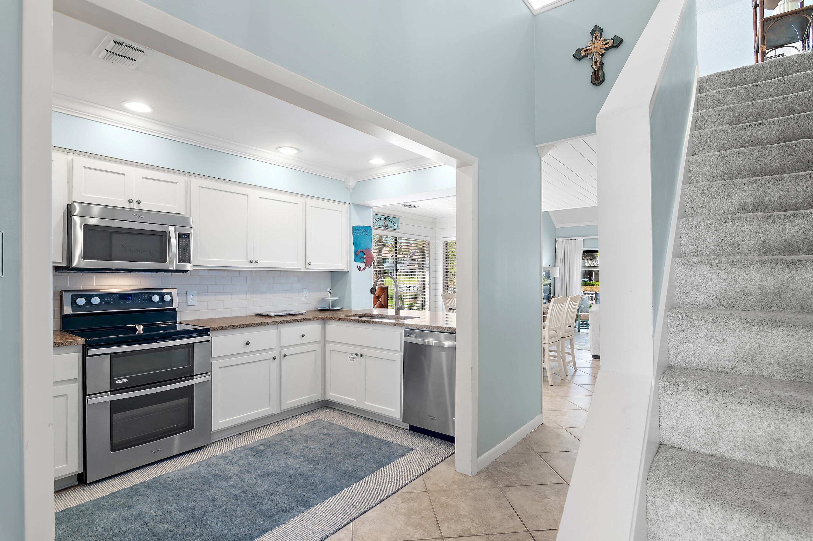 BEACHWALK VILLAS - Residential