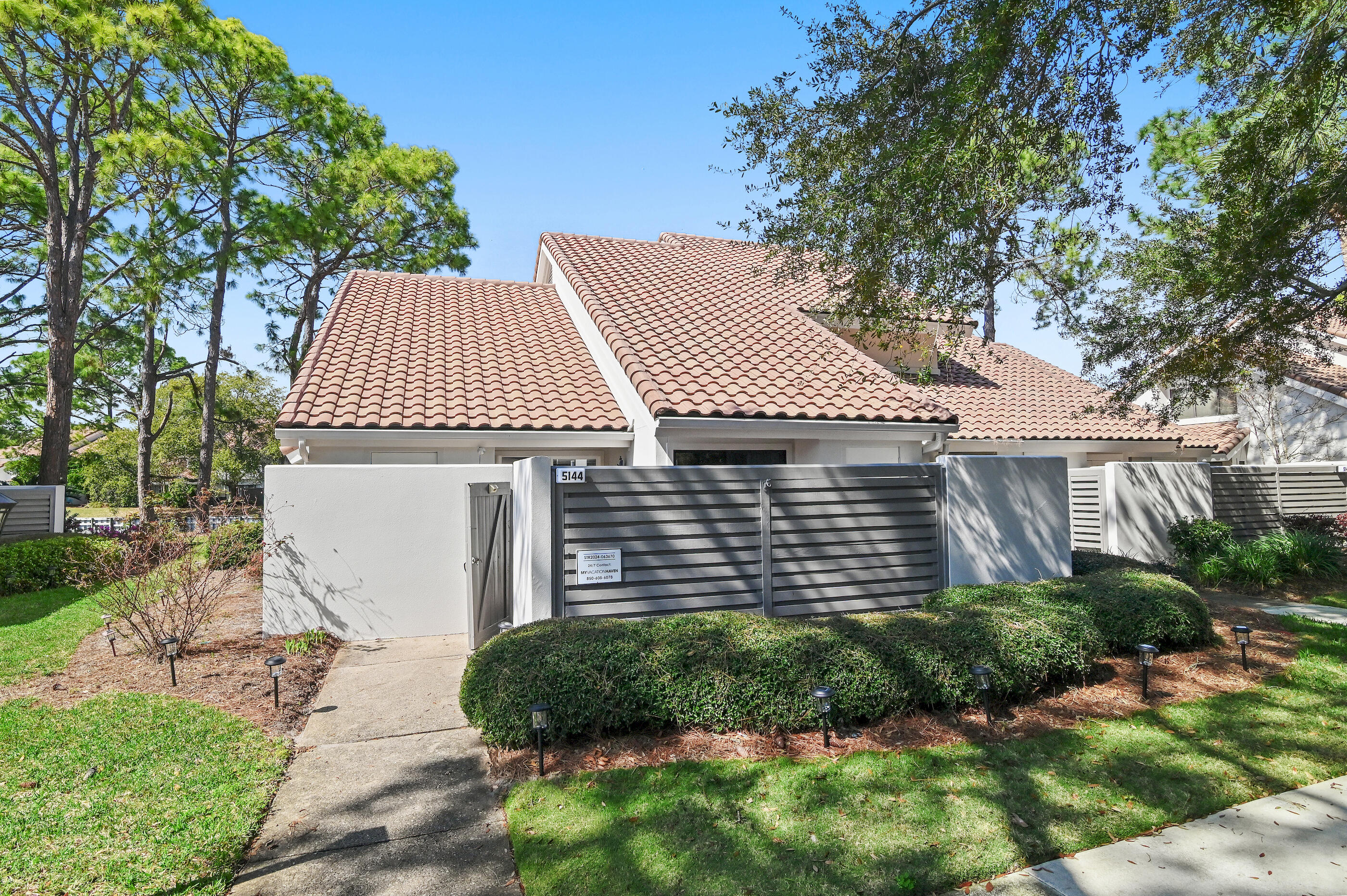 BEACHWALK VILLAS - Residential