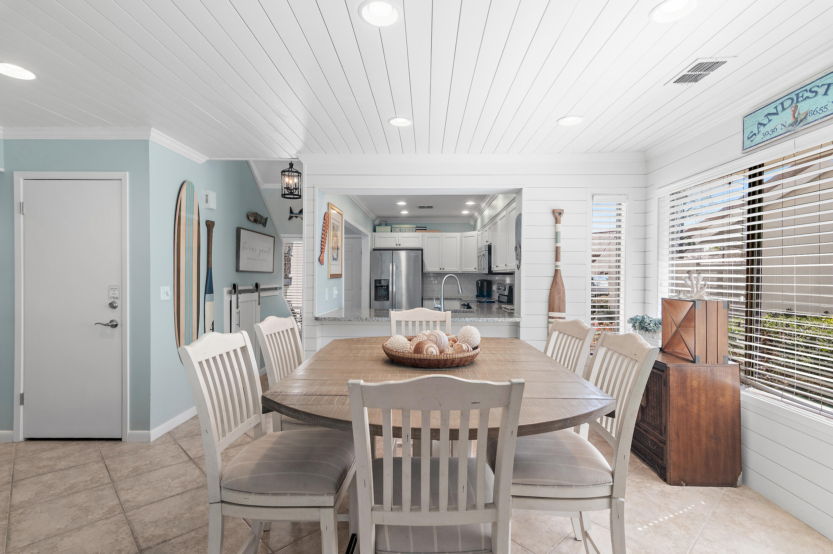 BEACHWALK VILLAS - Residential