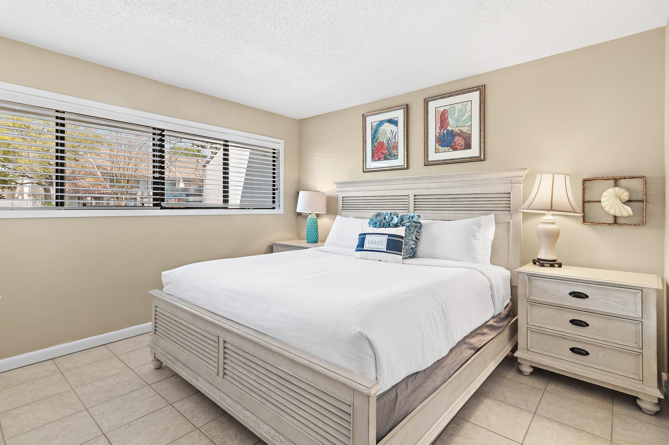 BEACHWALK VILLAS - Residential