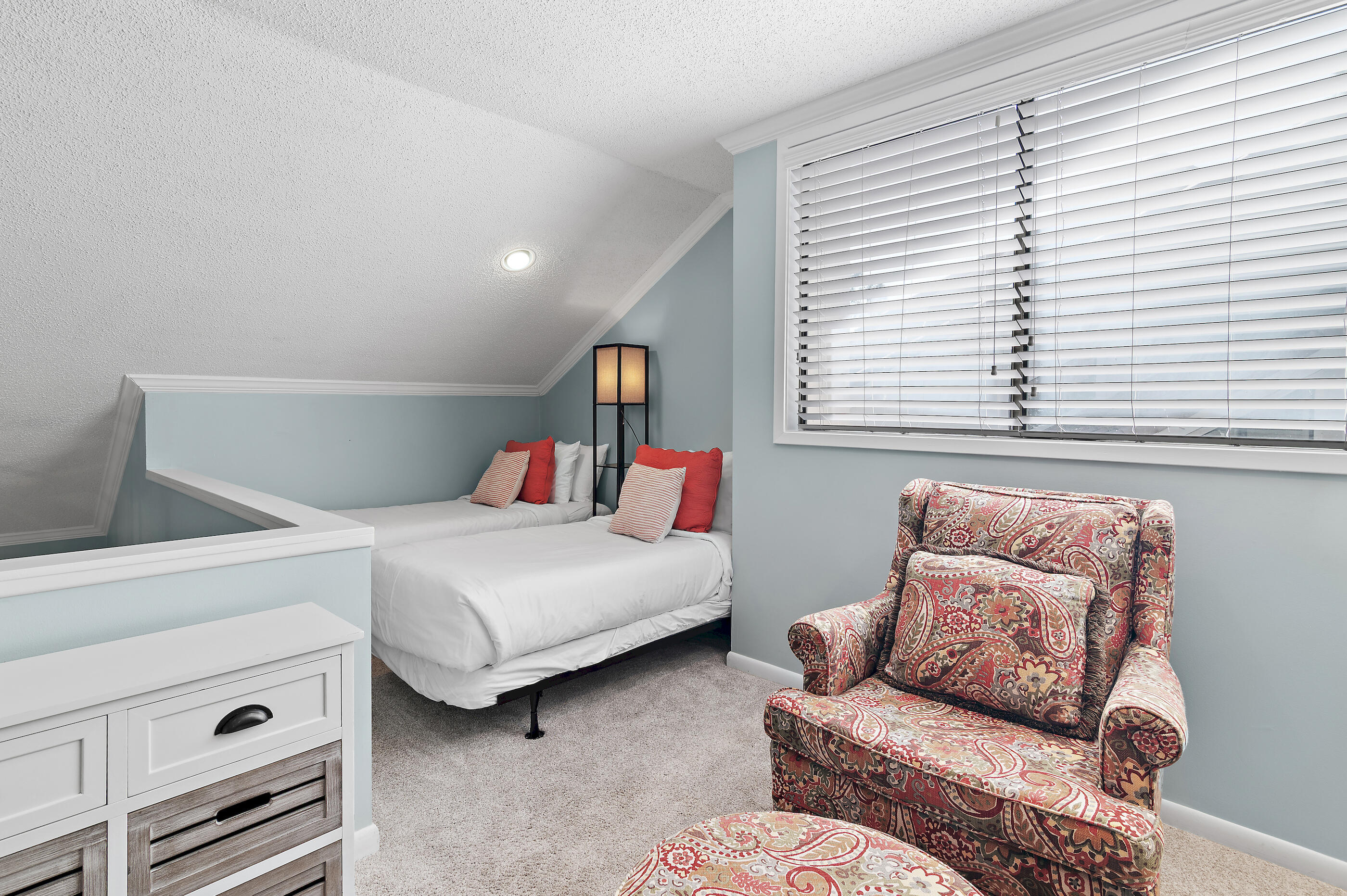 BEACHWALK VILLAS - Residential