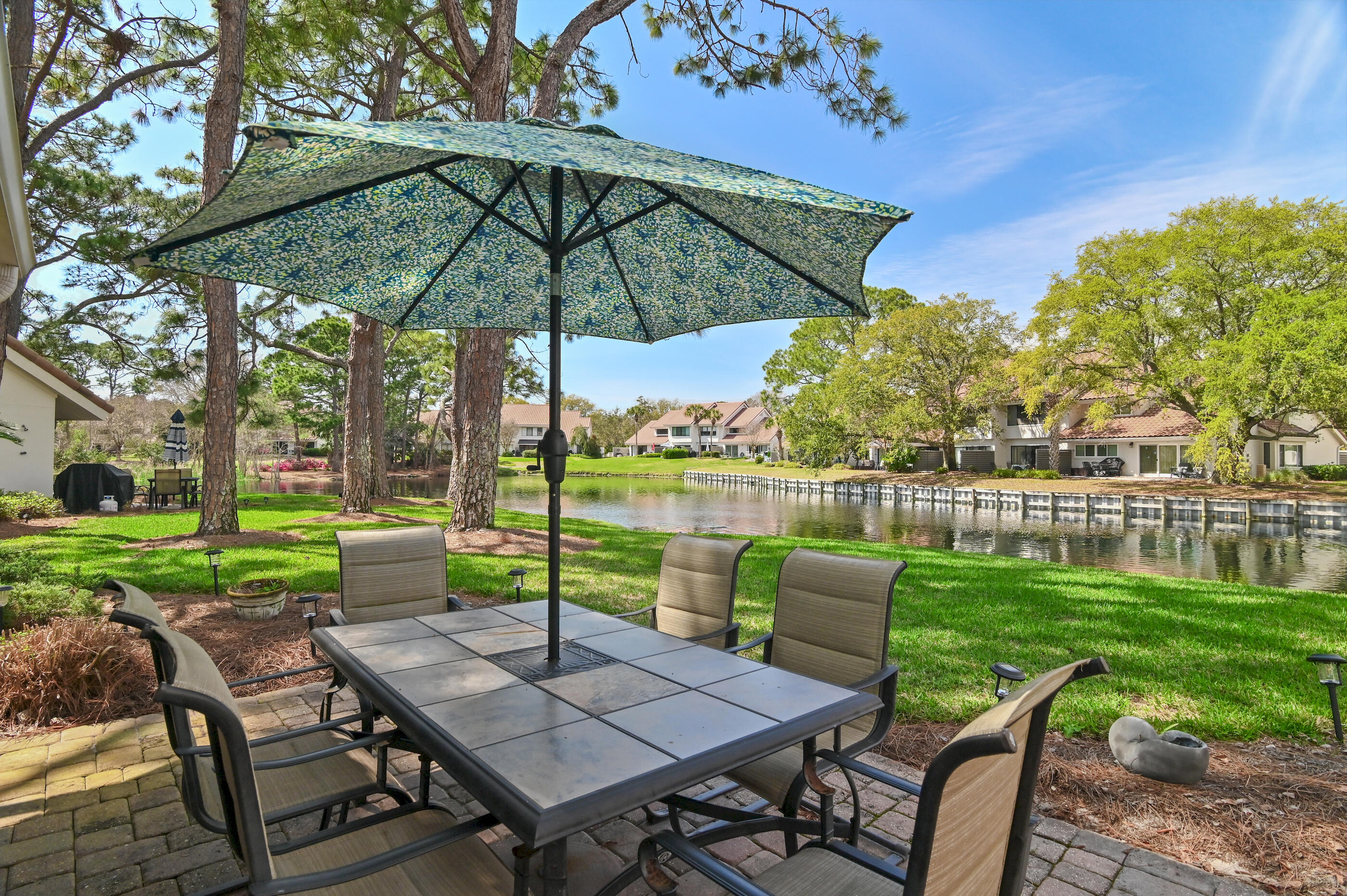 BEACHWALK VILLAS - Residential