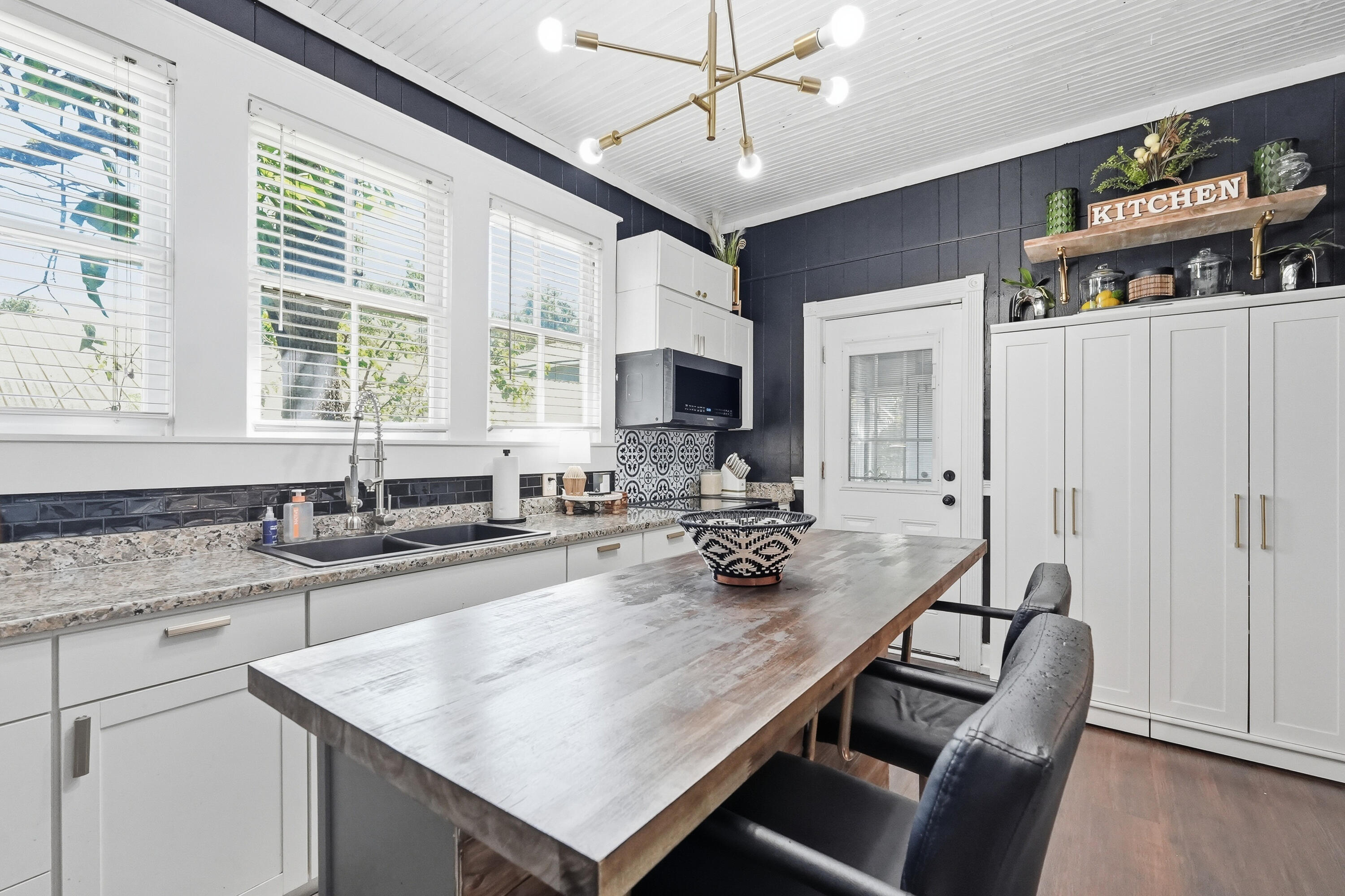 TOWN OF DEFUNIAK SPRINGS - Residential