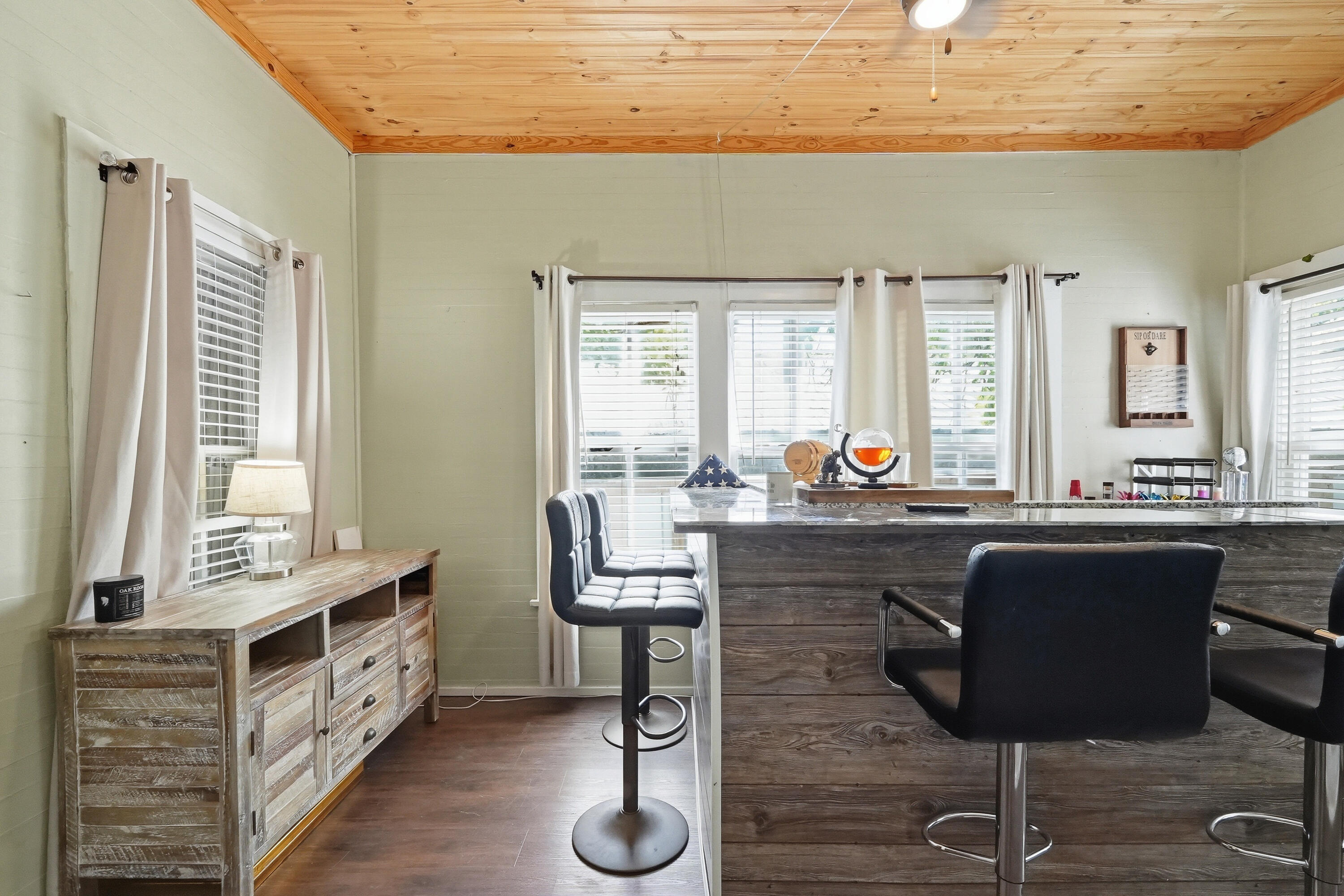 TOWN OF DEFUNIAK SPRINGS - Residential