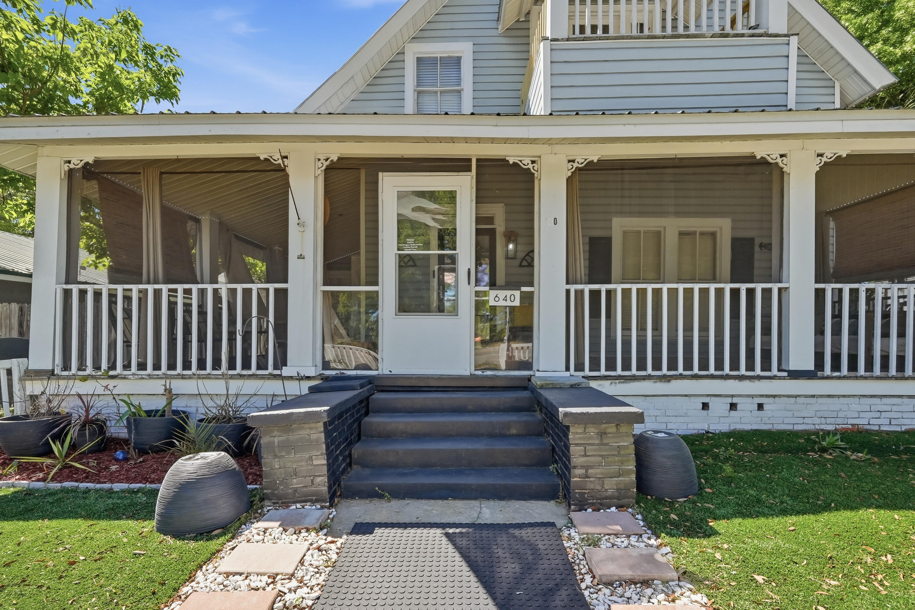 TOWN OF DEFUNIAK SPRINGS - Residential