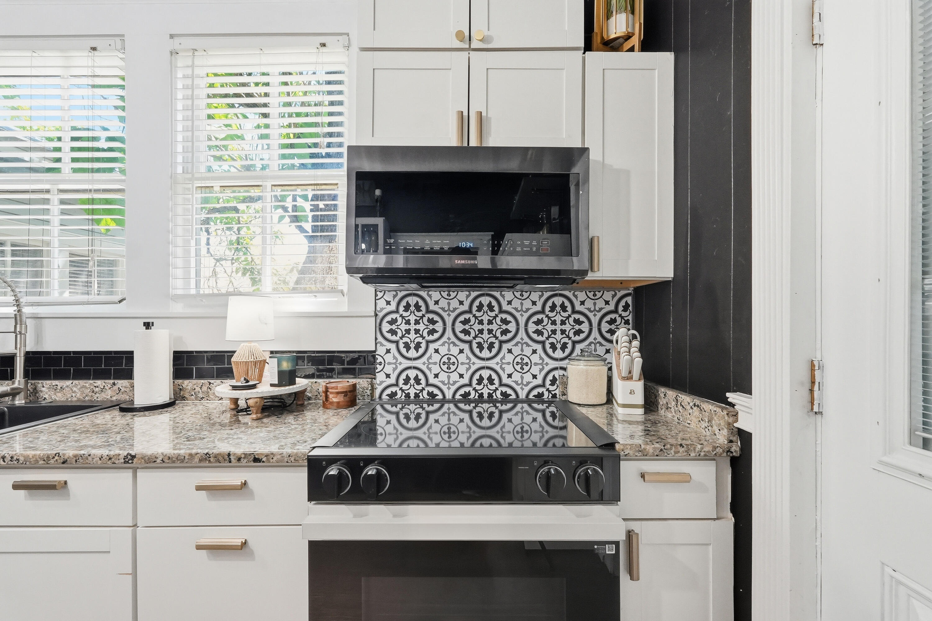 TOWN OF DEFUNIAK SPRINGS - Residential