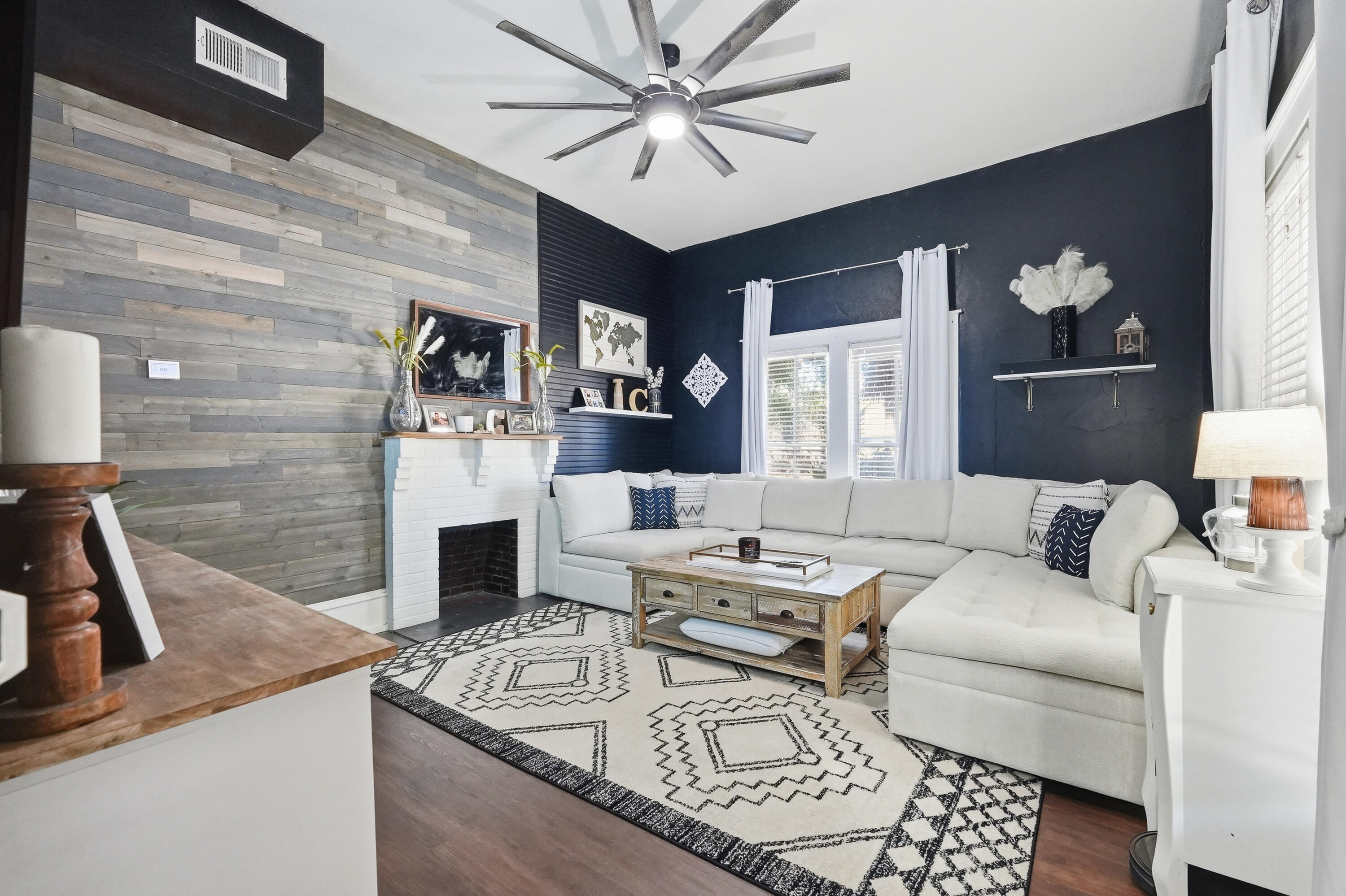 TOWN OF DEFUNIAK SPRINGS - Residential