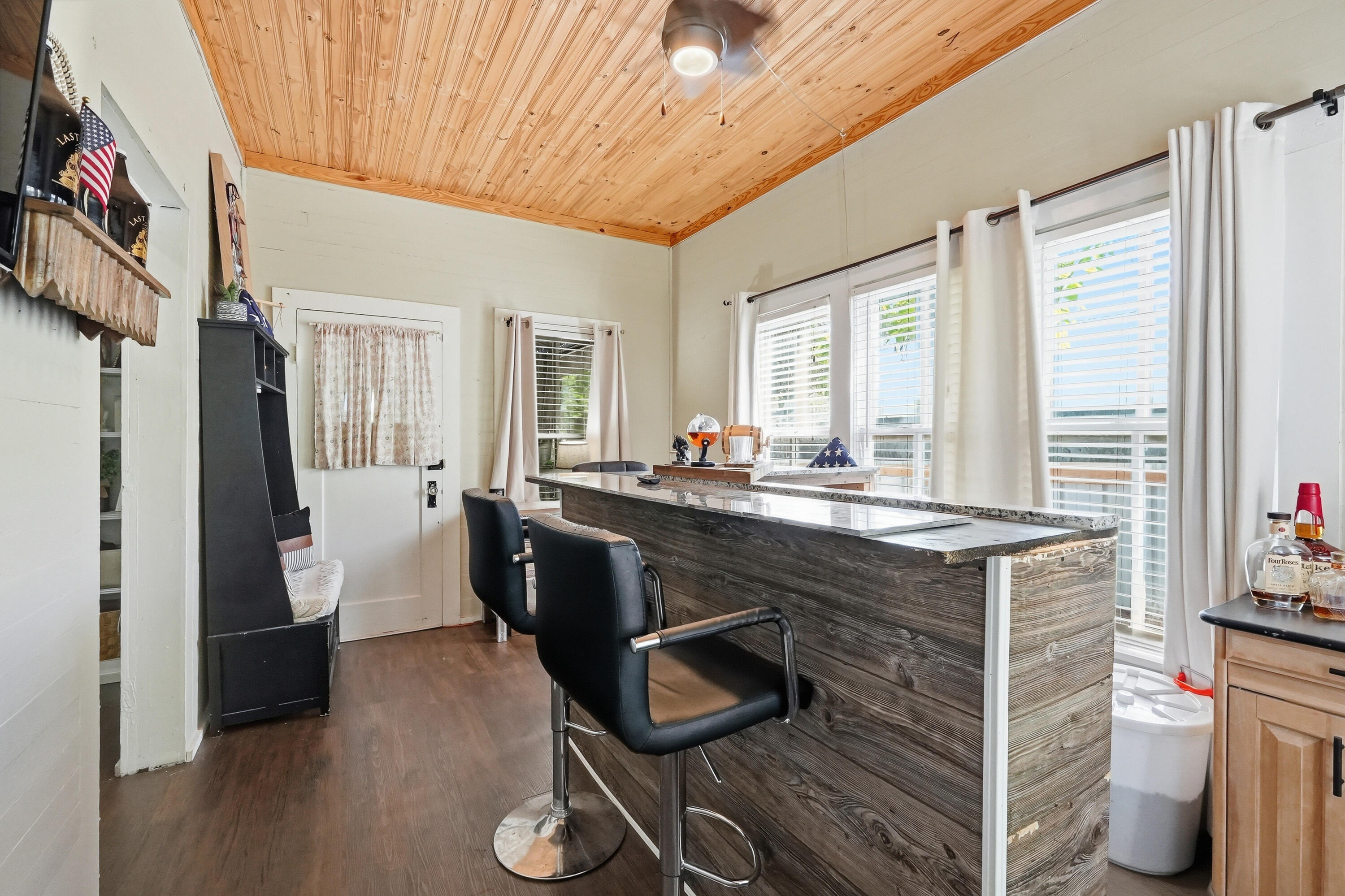 TOWN OF DEFUNIAK SPRINGS - Residential