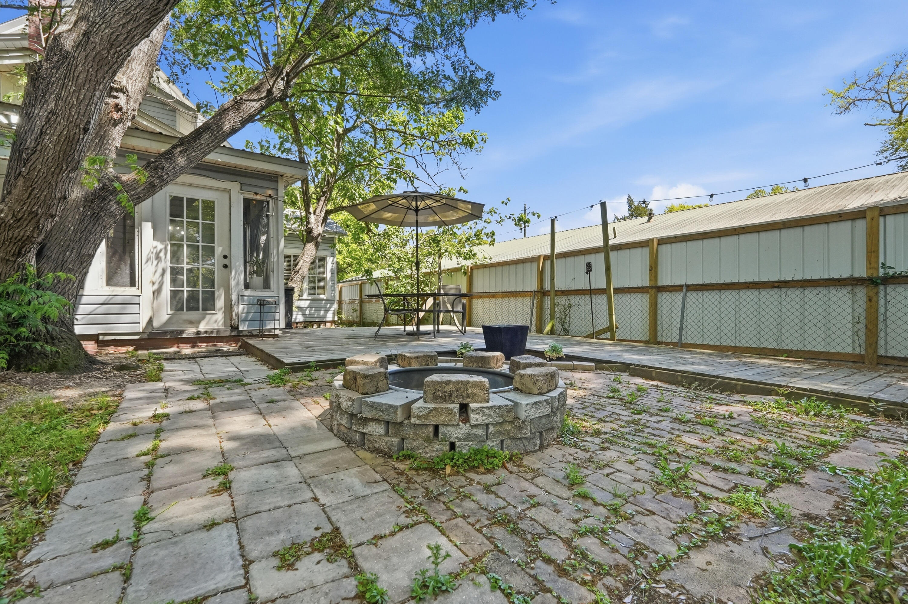 TOWN OF DEFUNIAK SPRINGS - Residential