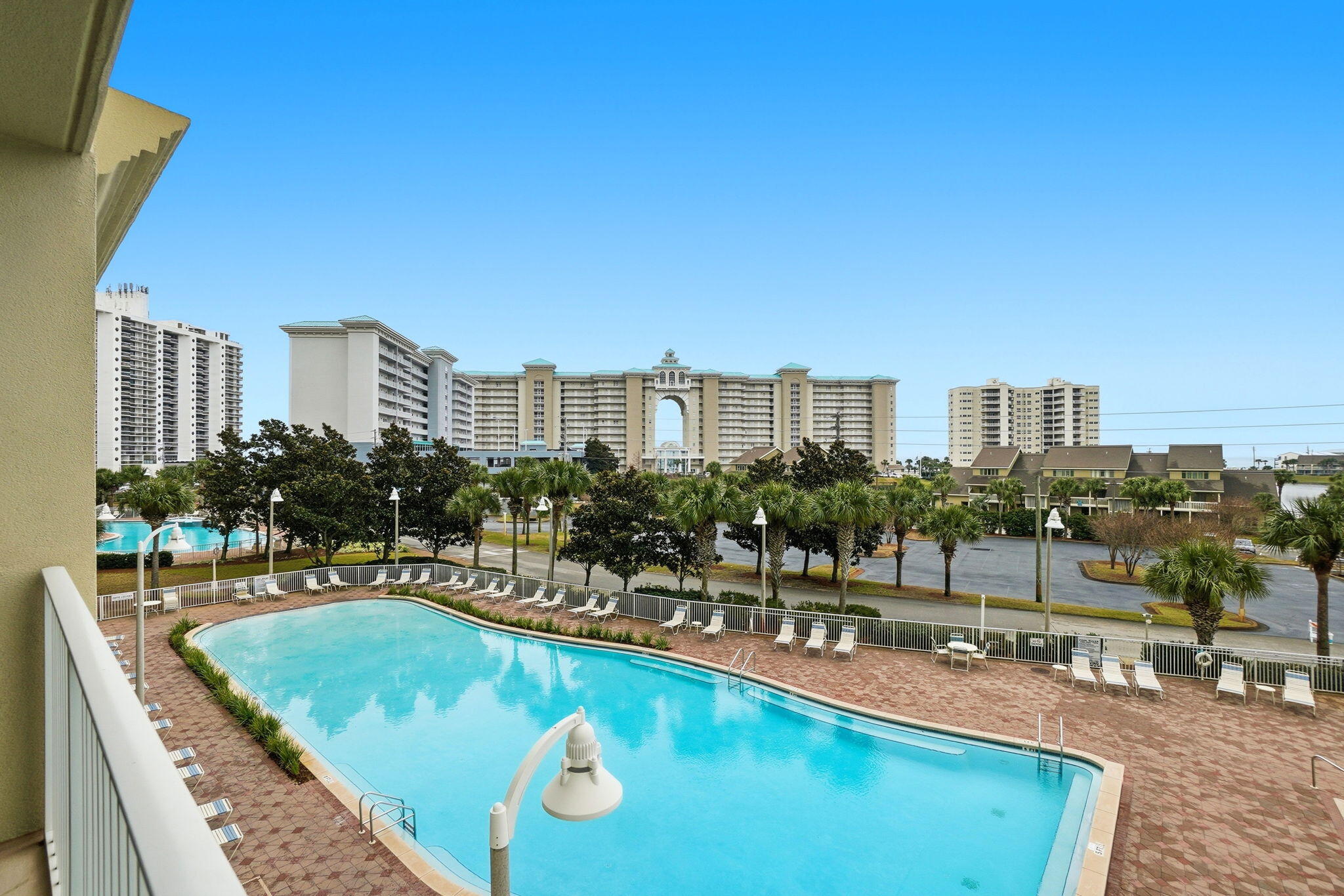 ARIEL DUNES II - Residential