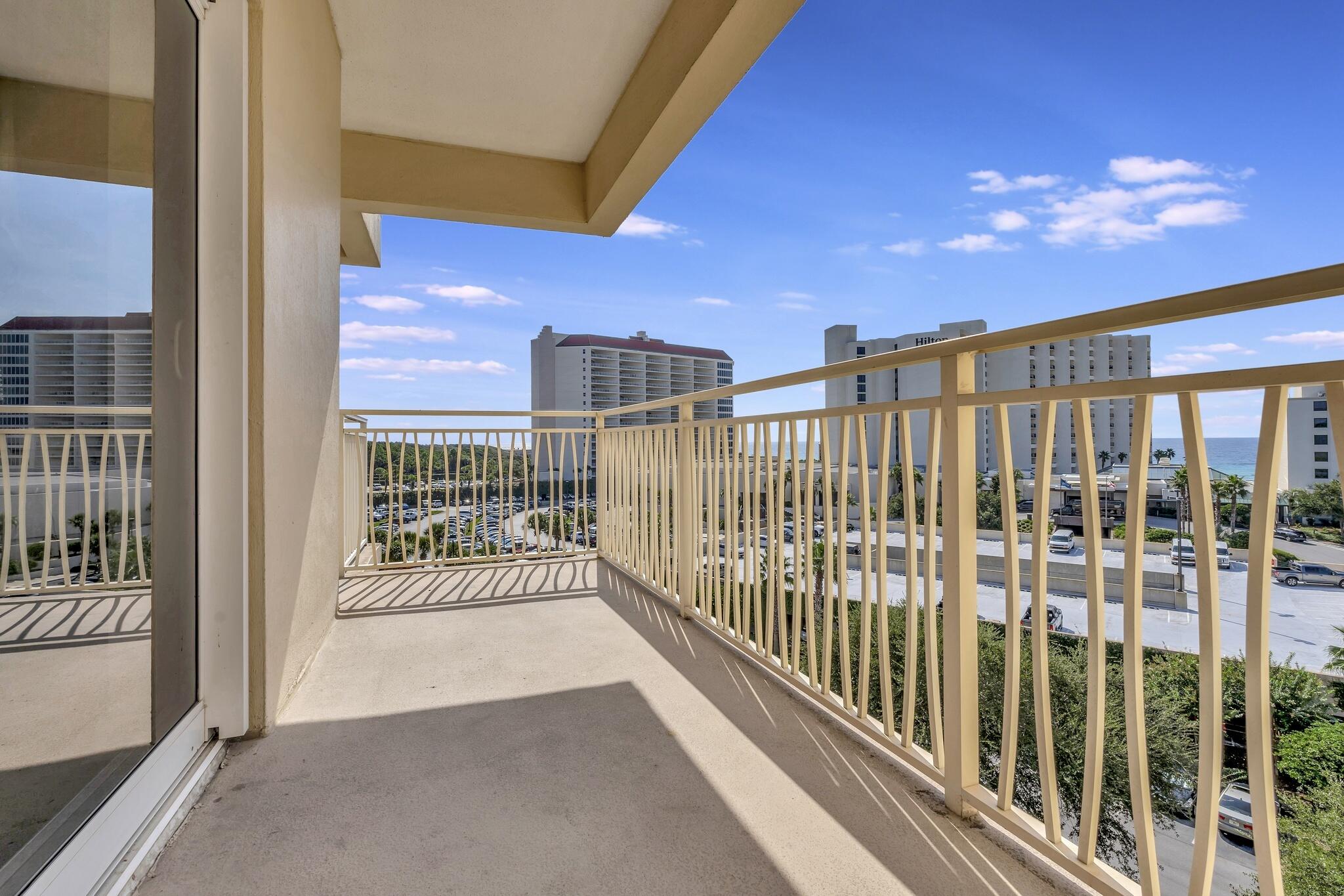 LUAU II - Residential