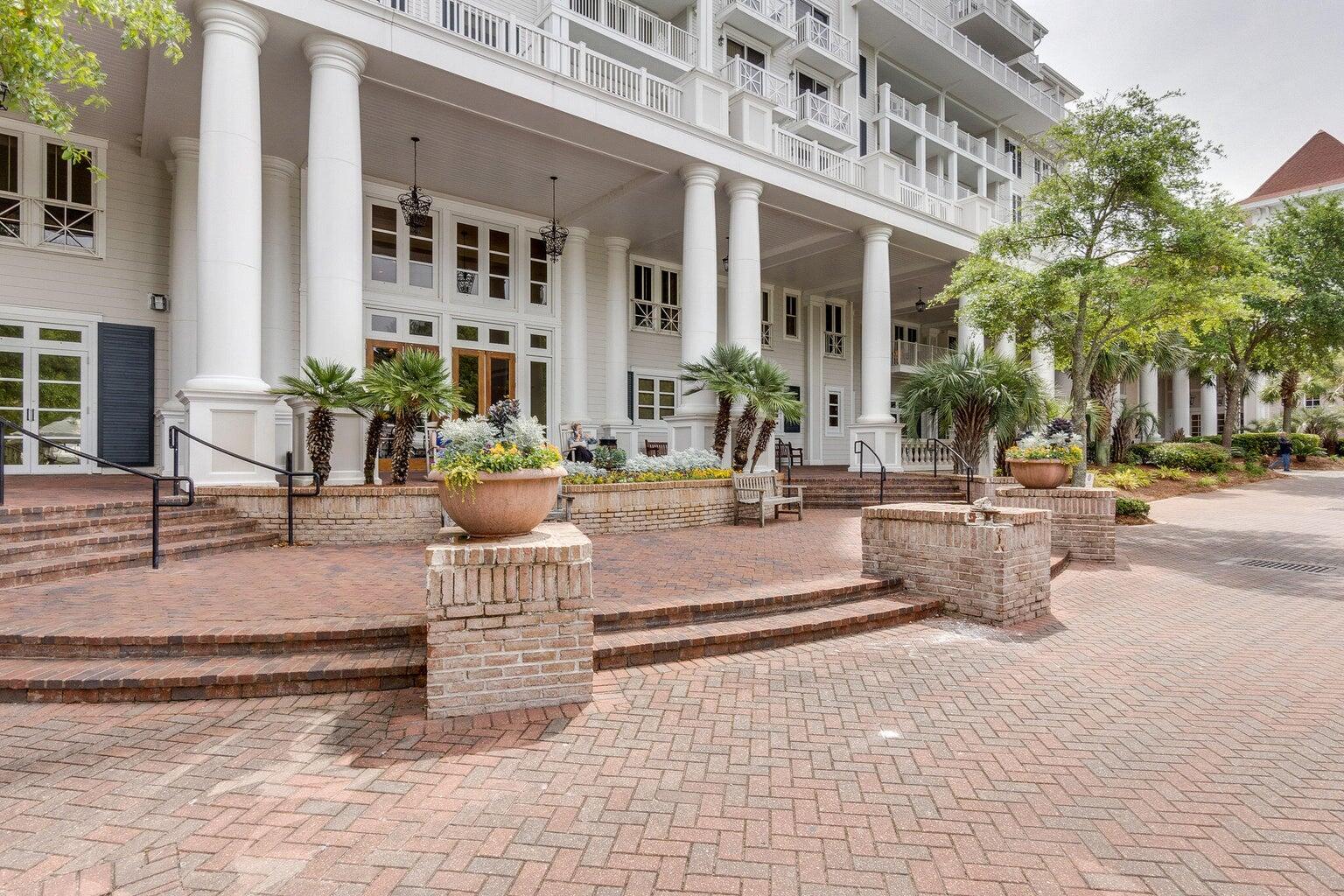 GRAND SANDESTIN - Residential