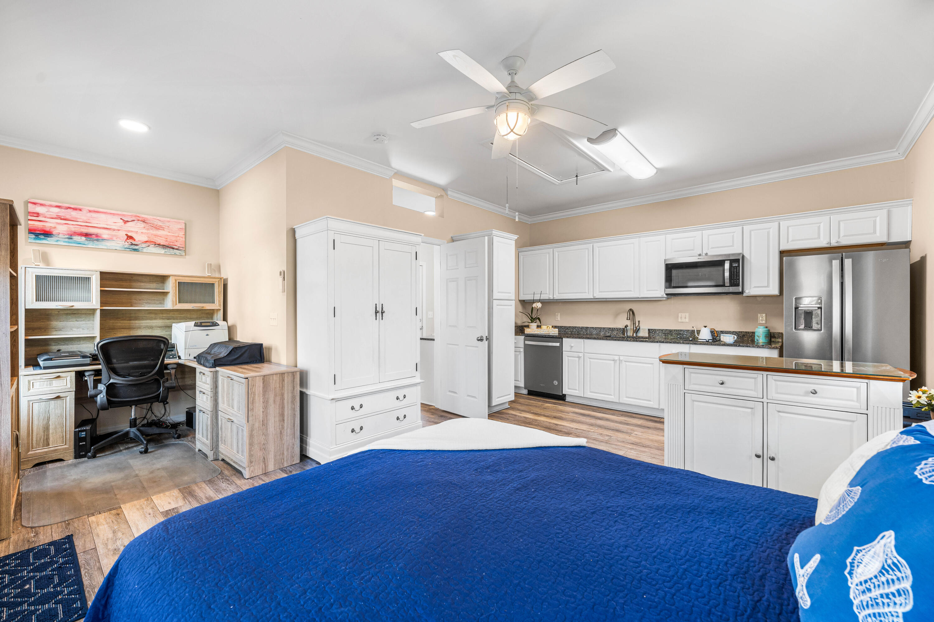 CRYSTAL BEACH - Residential