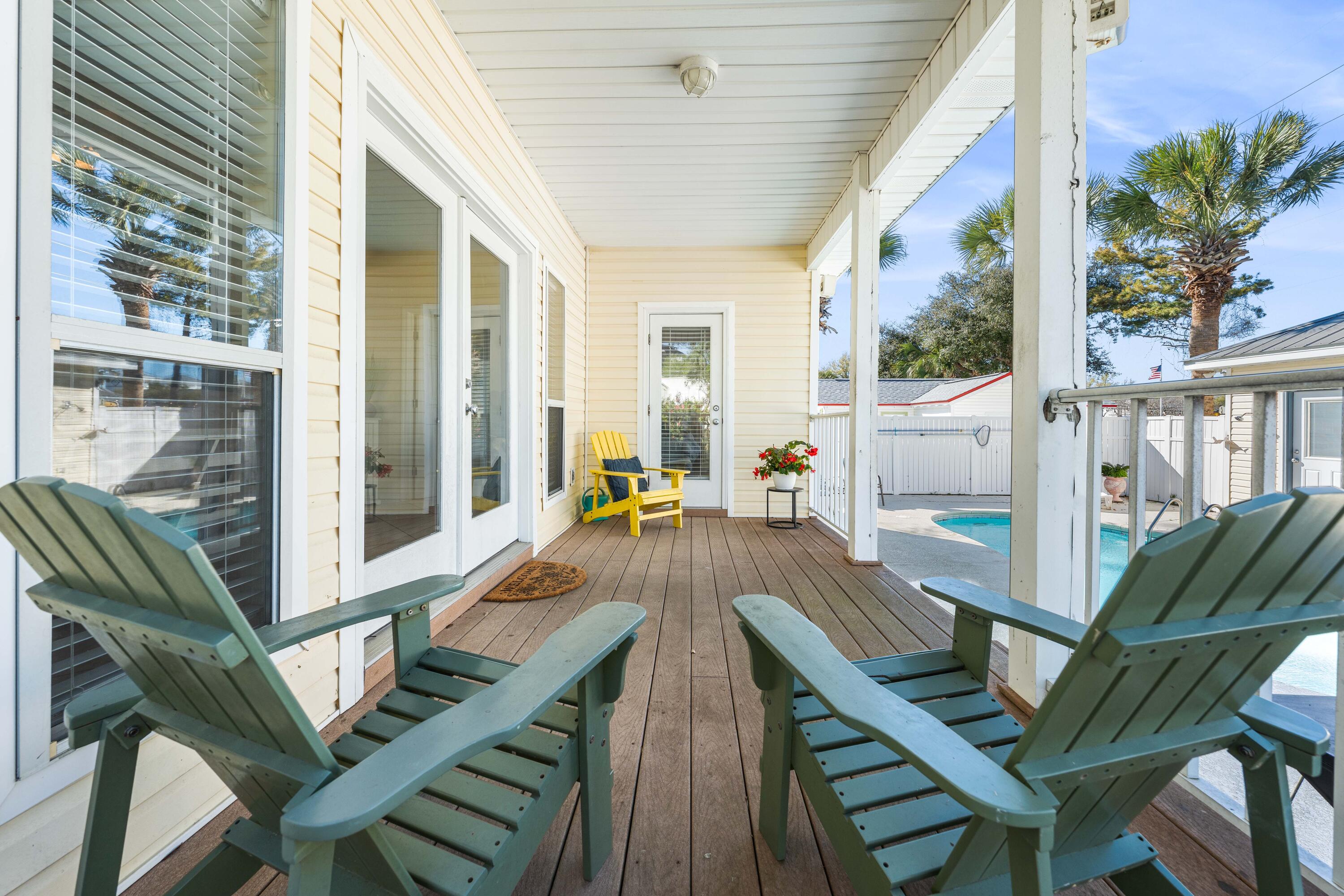 CRYSTAL BEACH - Residential