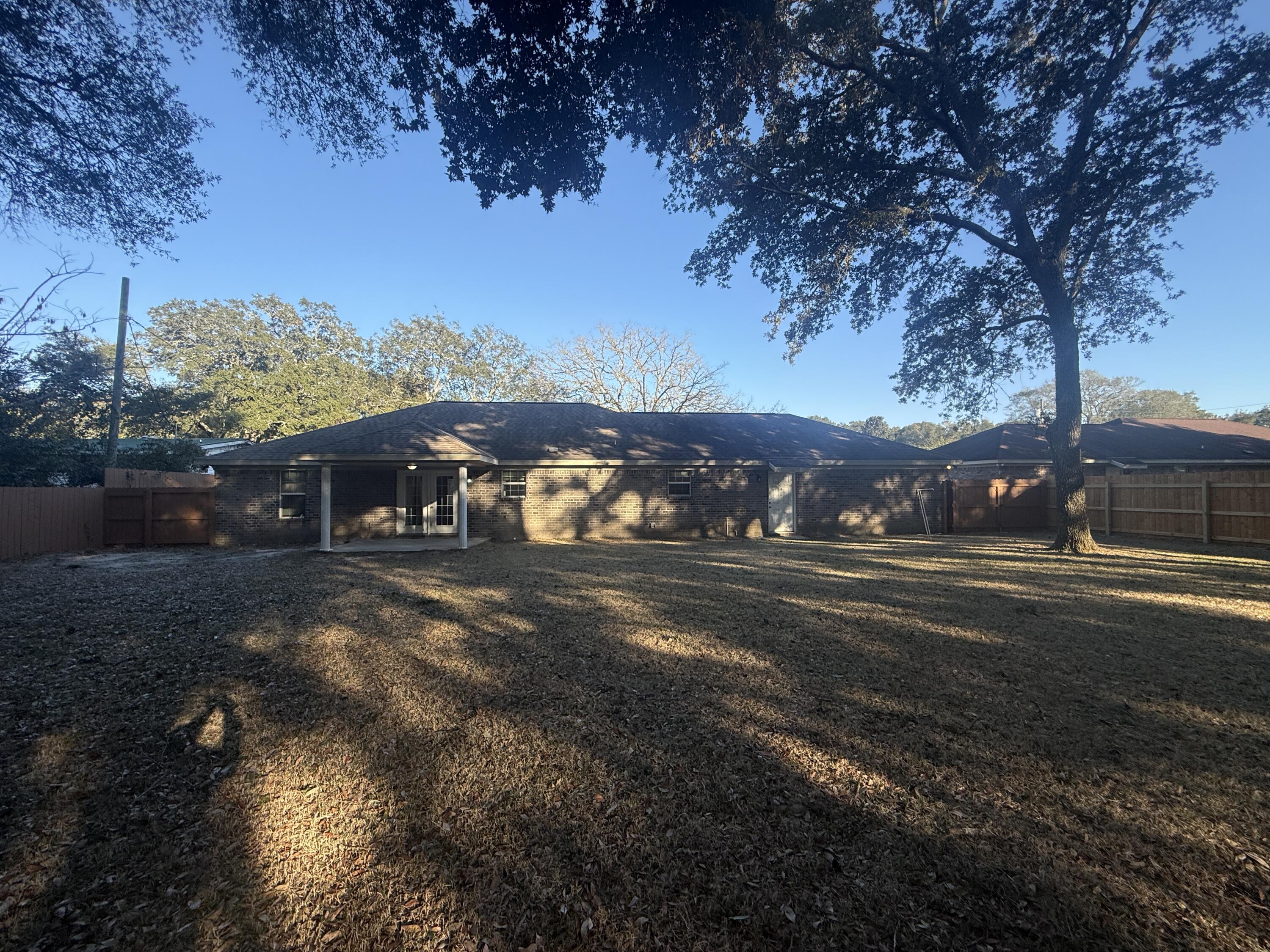 SEMINOLE 1ST ADDN - Residential Lease