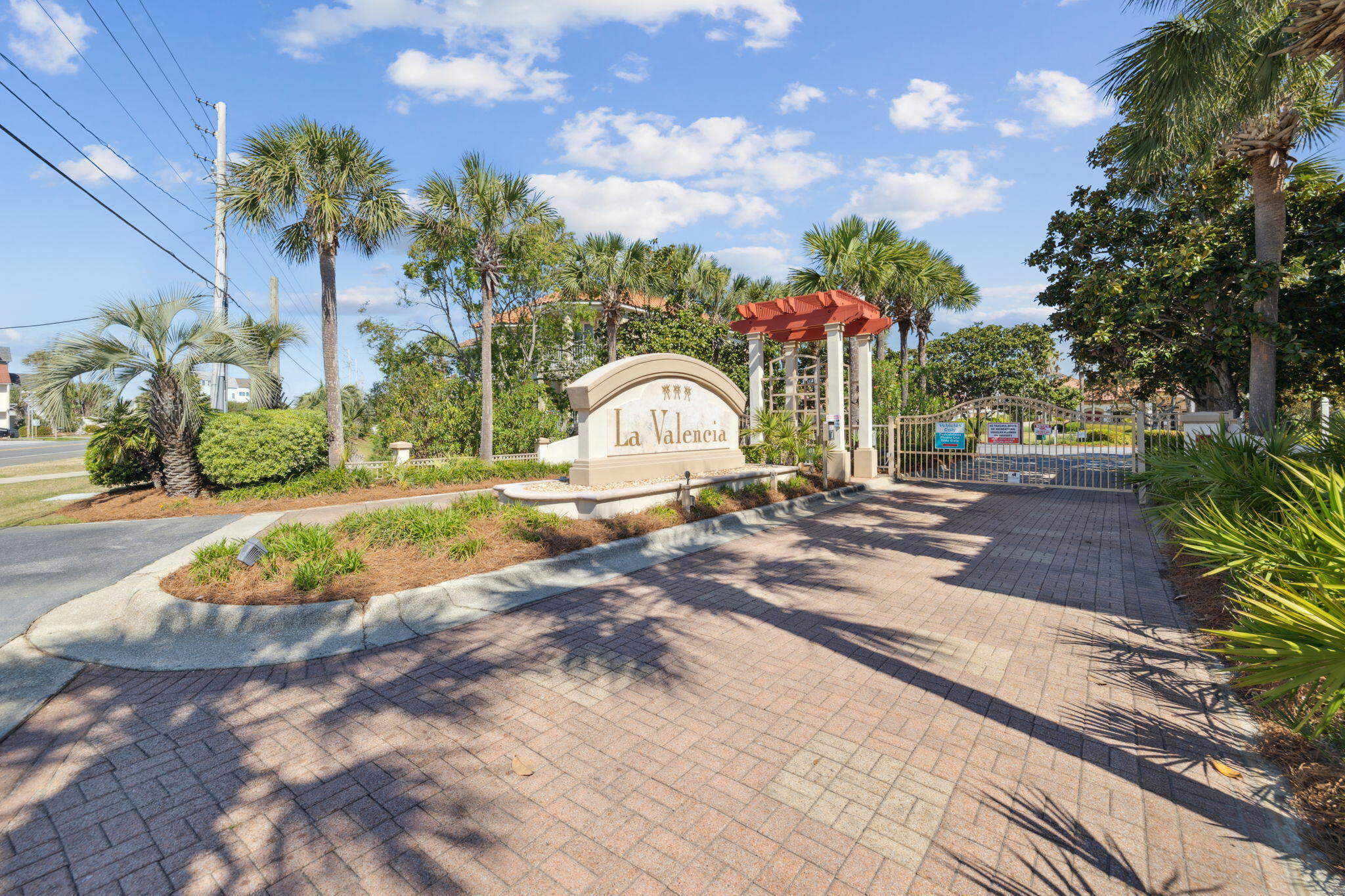 LA VALENCIA BEACH RESORT - Residential