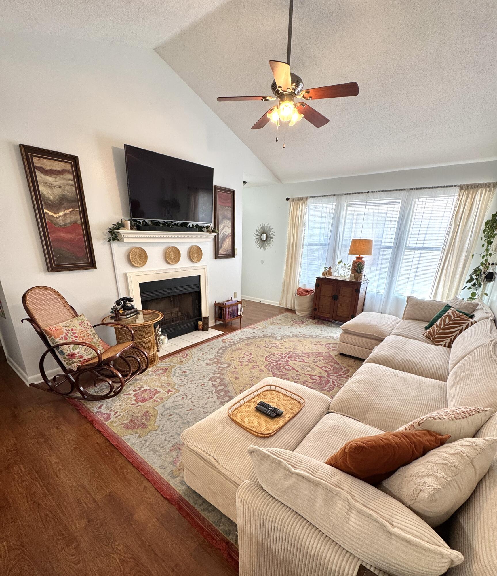 Parkwod Circle - Residential Lease
