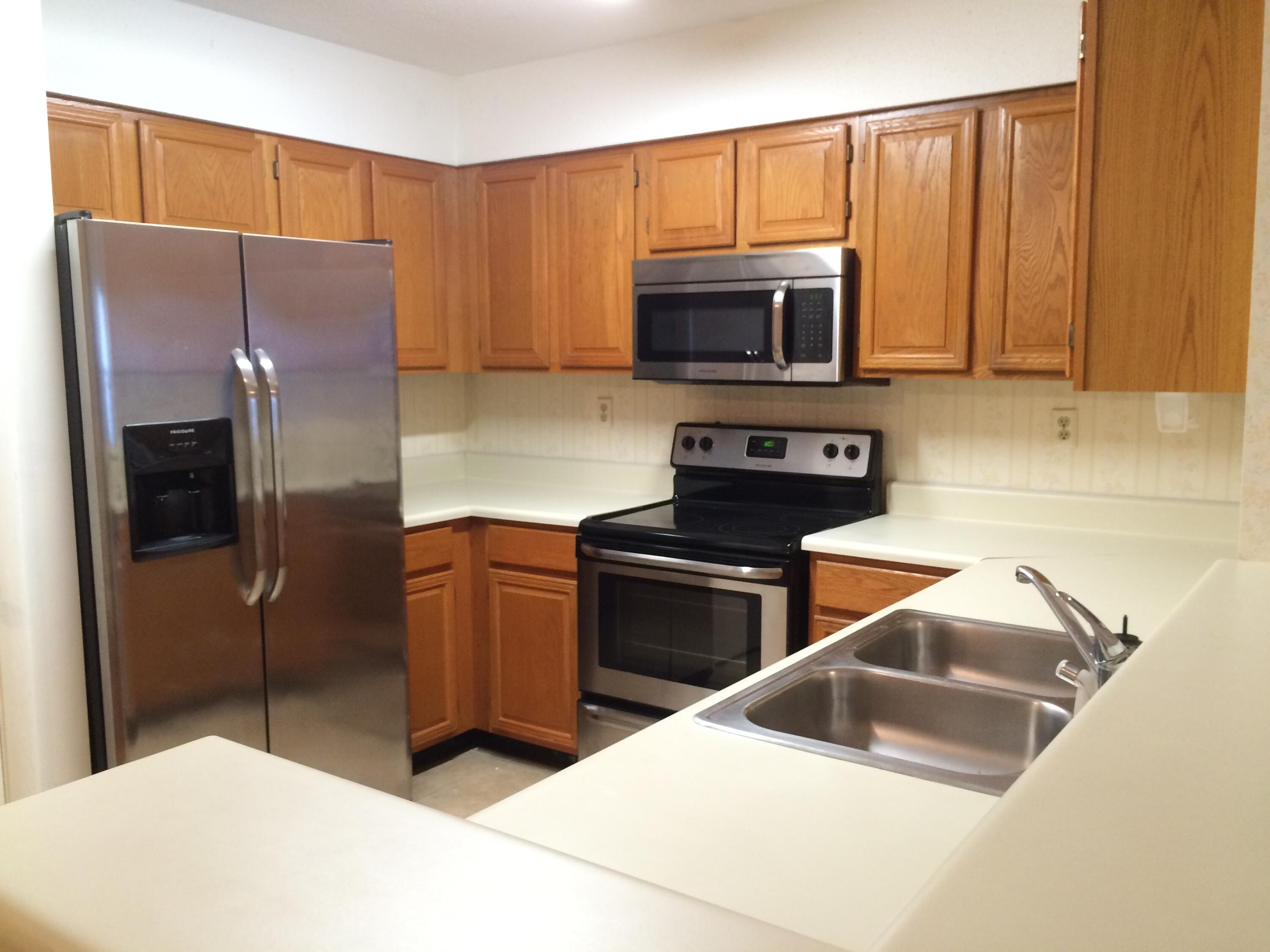 Parkwod Circle - Residential Lease