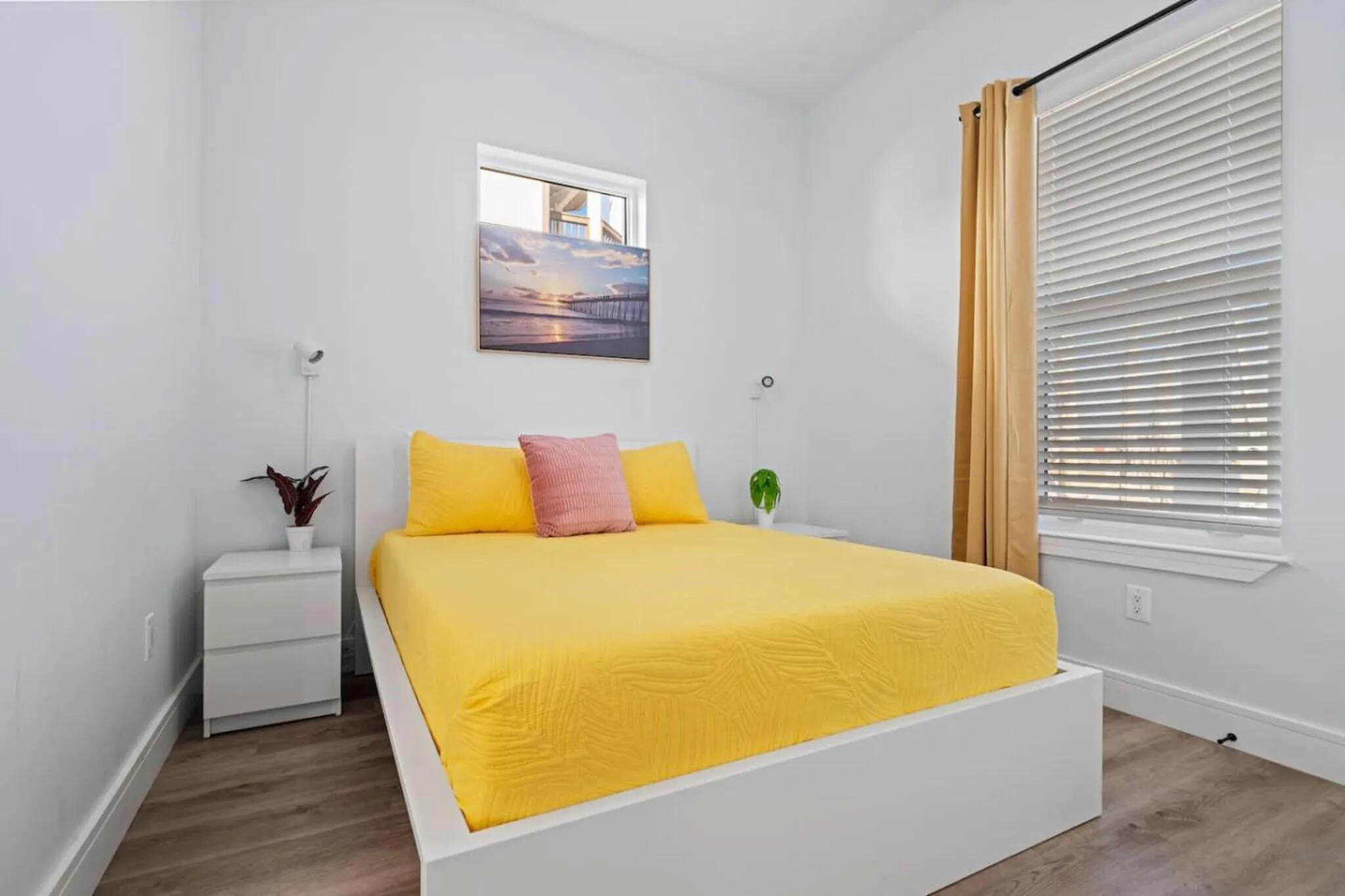 EL CENTRO BEACH - Residential