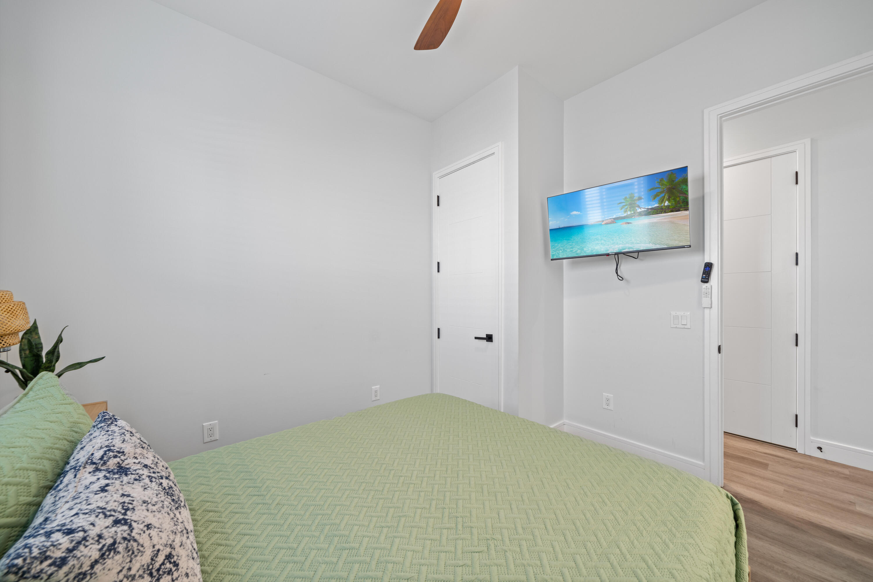 EL CENTRO BEACH - Residential