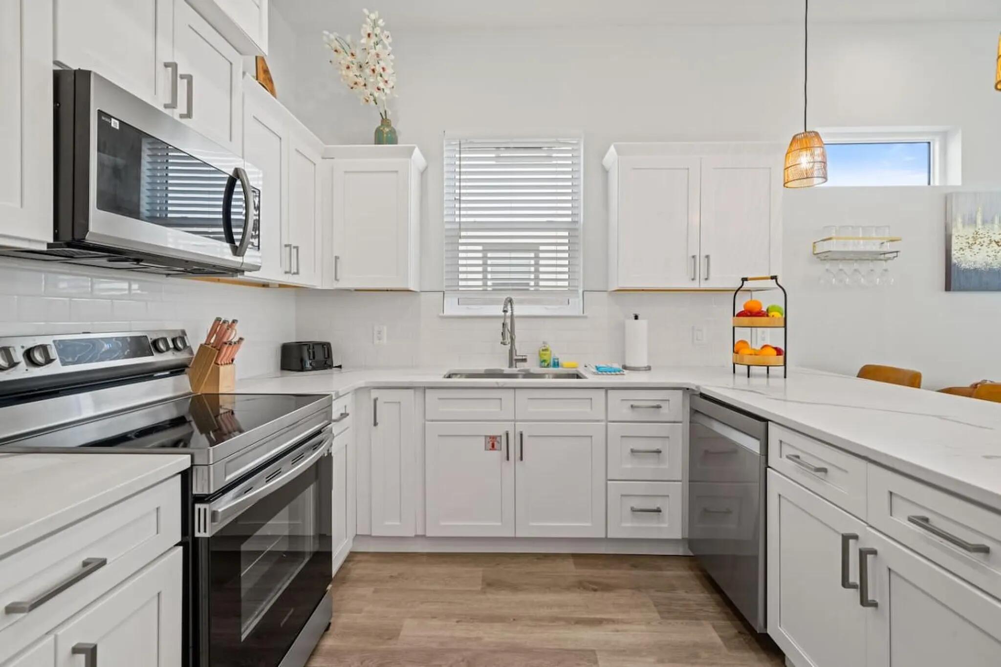 EL CENTRO BEACH - Residential