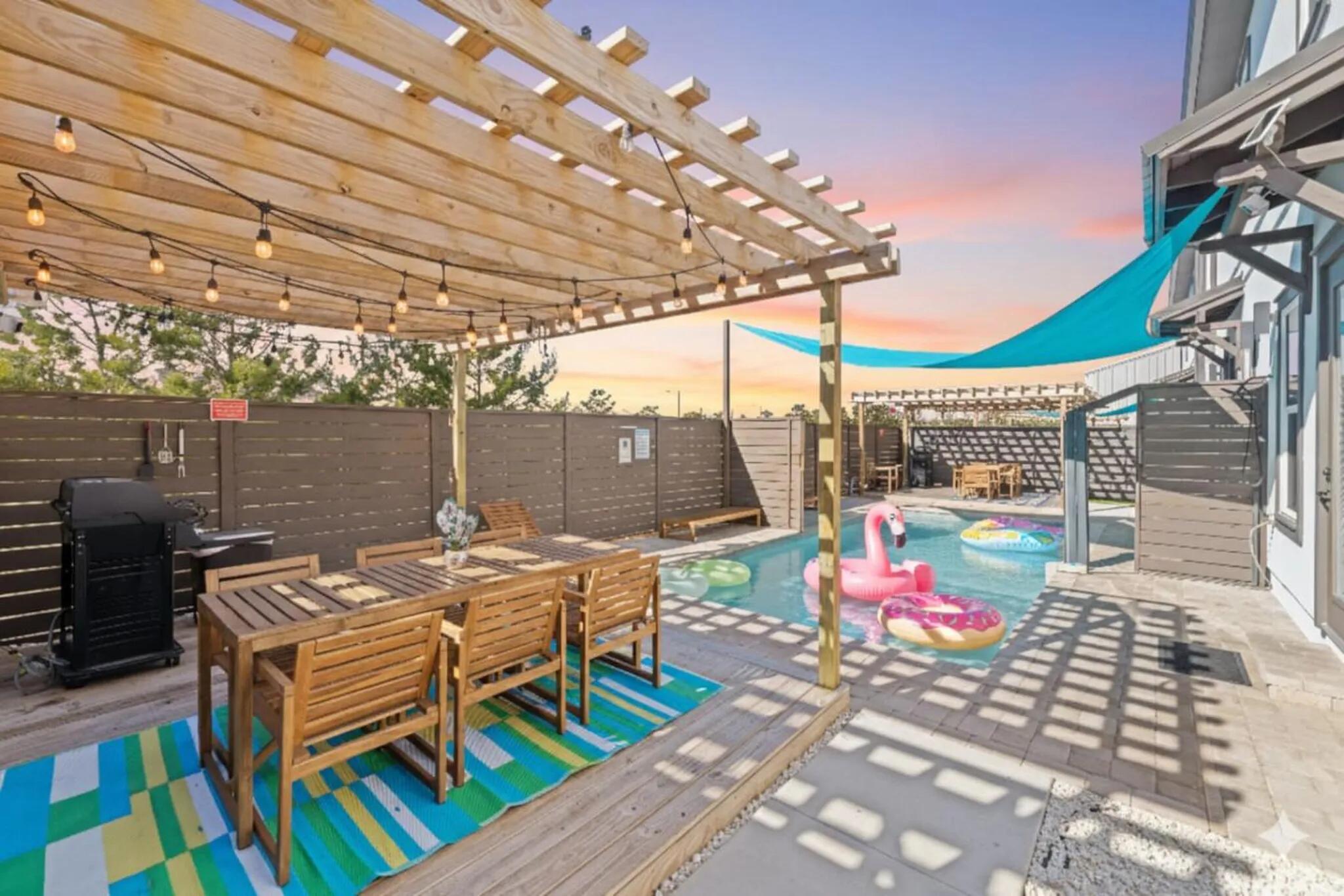 EL CENTRO BEACH - Residential