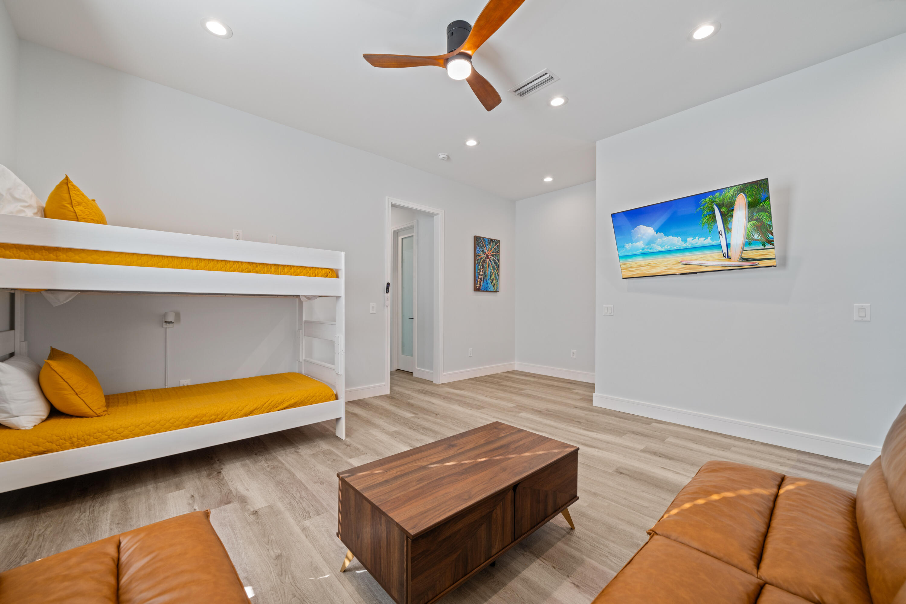 EL CENTRO BEACH - Residential