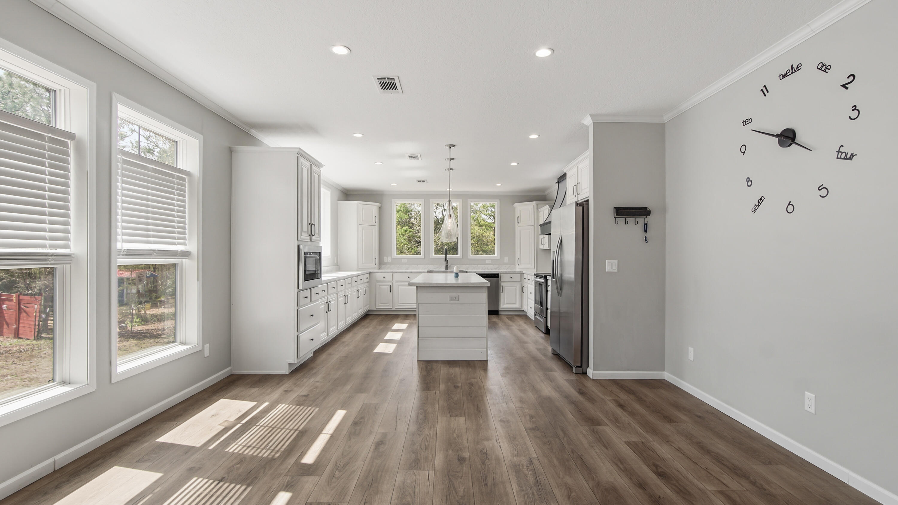 LOTS 7 & 8 BLK 60 OAKWOOD HILLS UNIT III PB 4-2 OR 2693-1075 OR 3030-214 OR 3224-2041 OR 3270-2485 - Residential