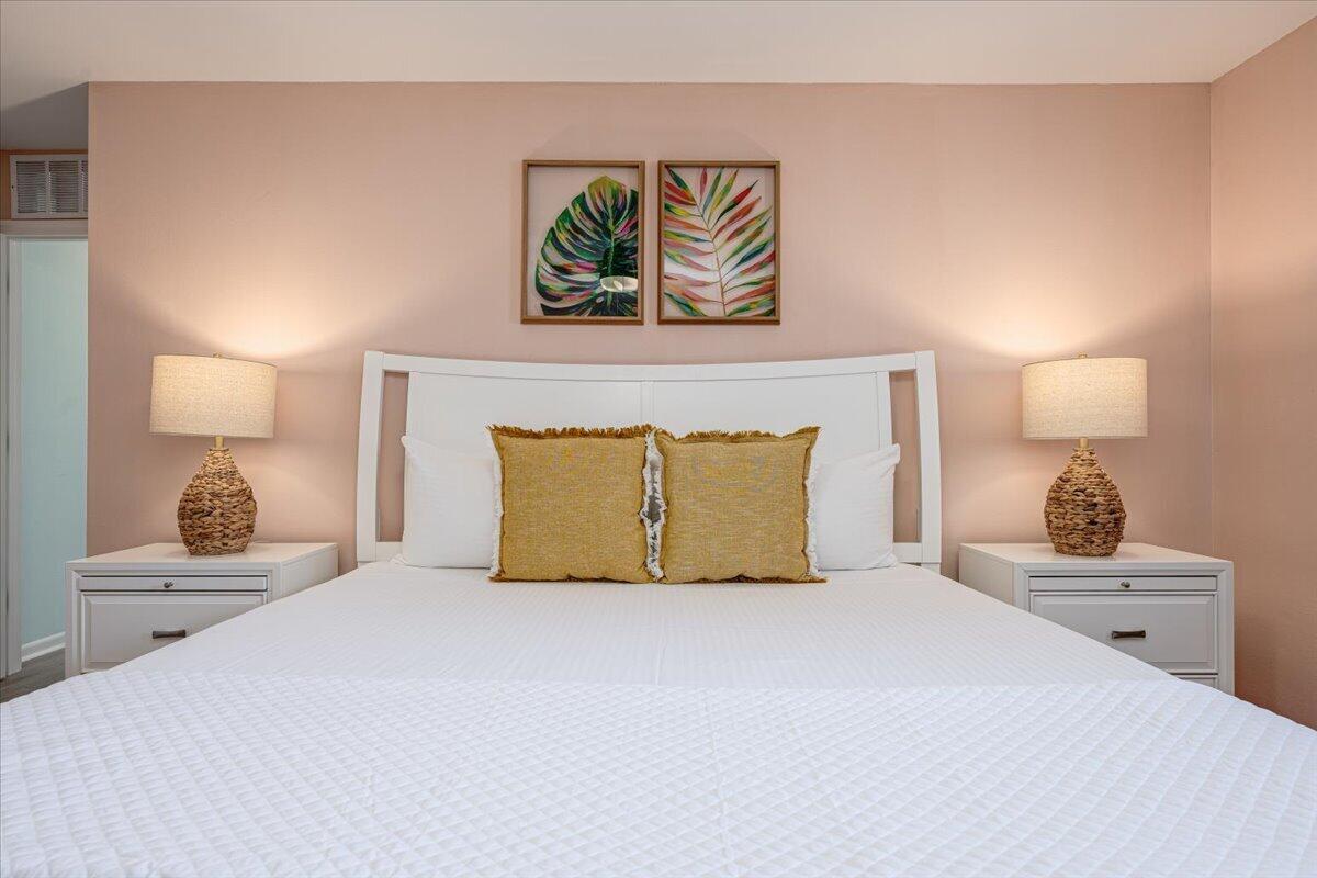 CROSS CREEK CLUB CONDO - Residential