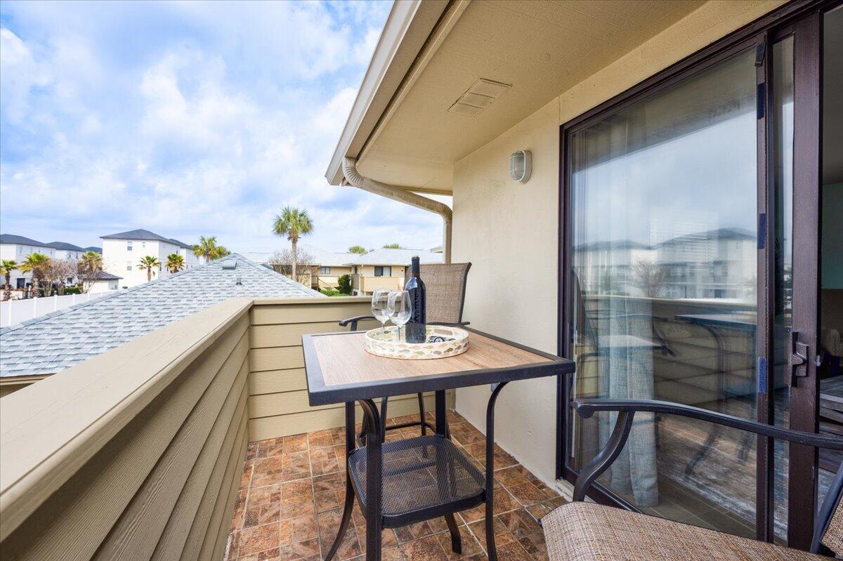 CROSS CREEK CLUB CONDO - Residential