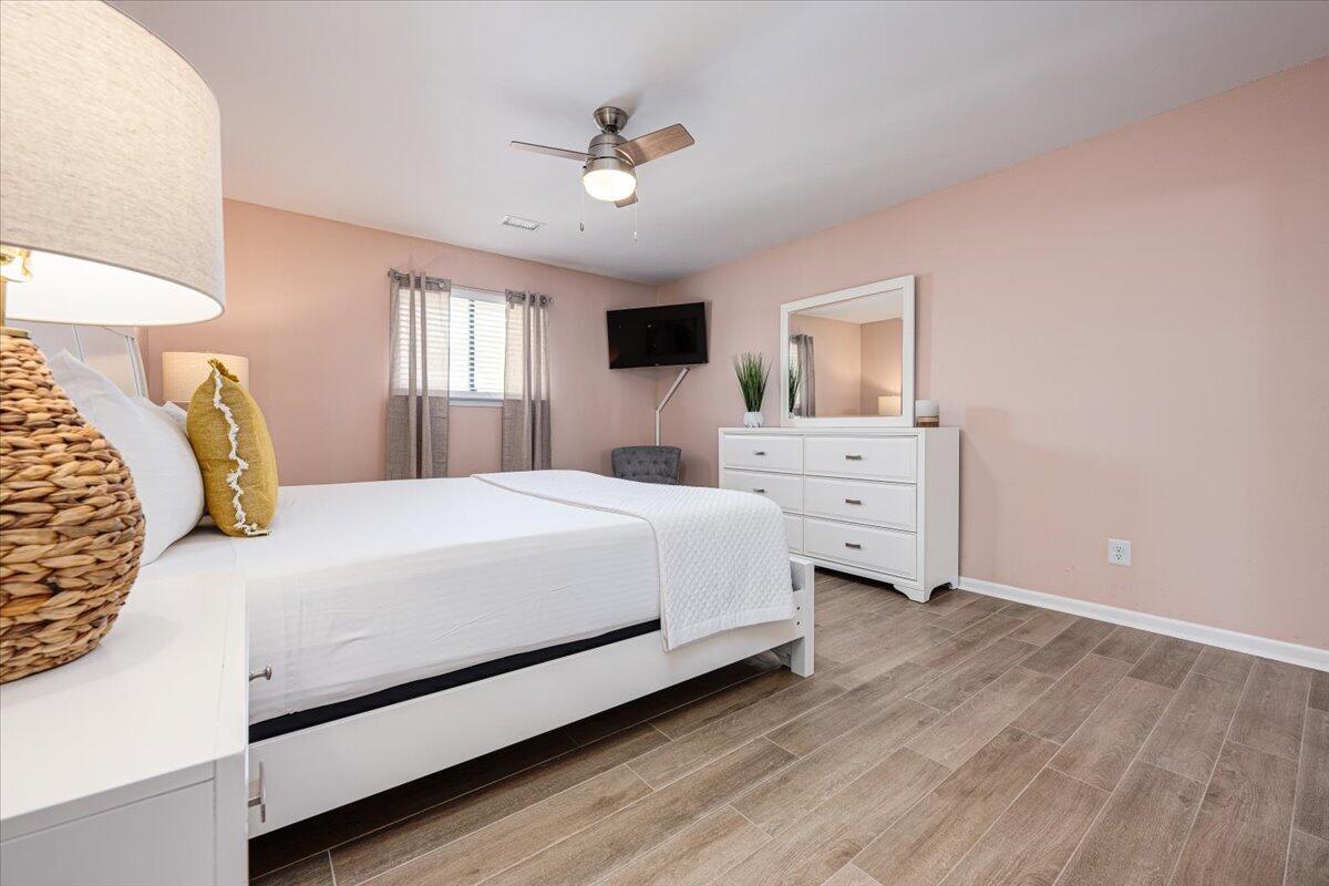 CROSS CREEK CLUB CONDO - Residential