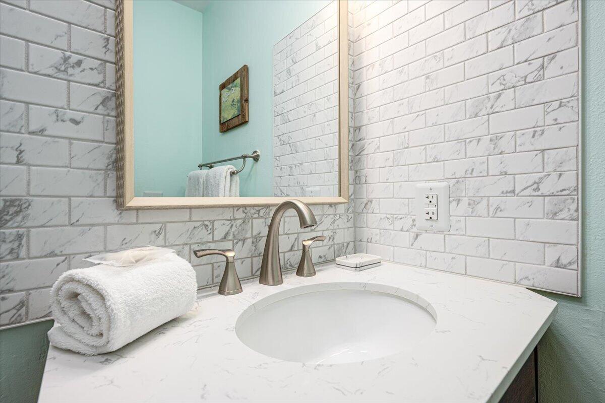 CROSS CREEK CLUB CONDO - Residential