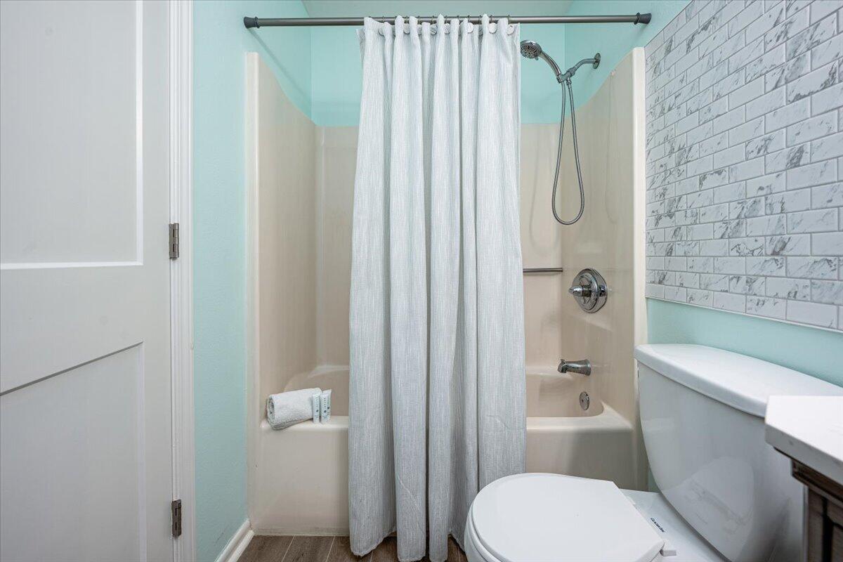 CROSS CREEK CLUB CONDO - Residential