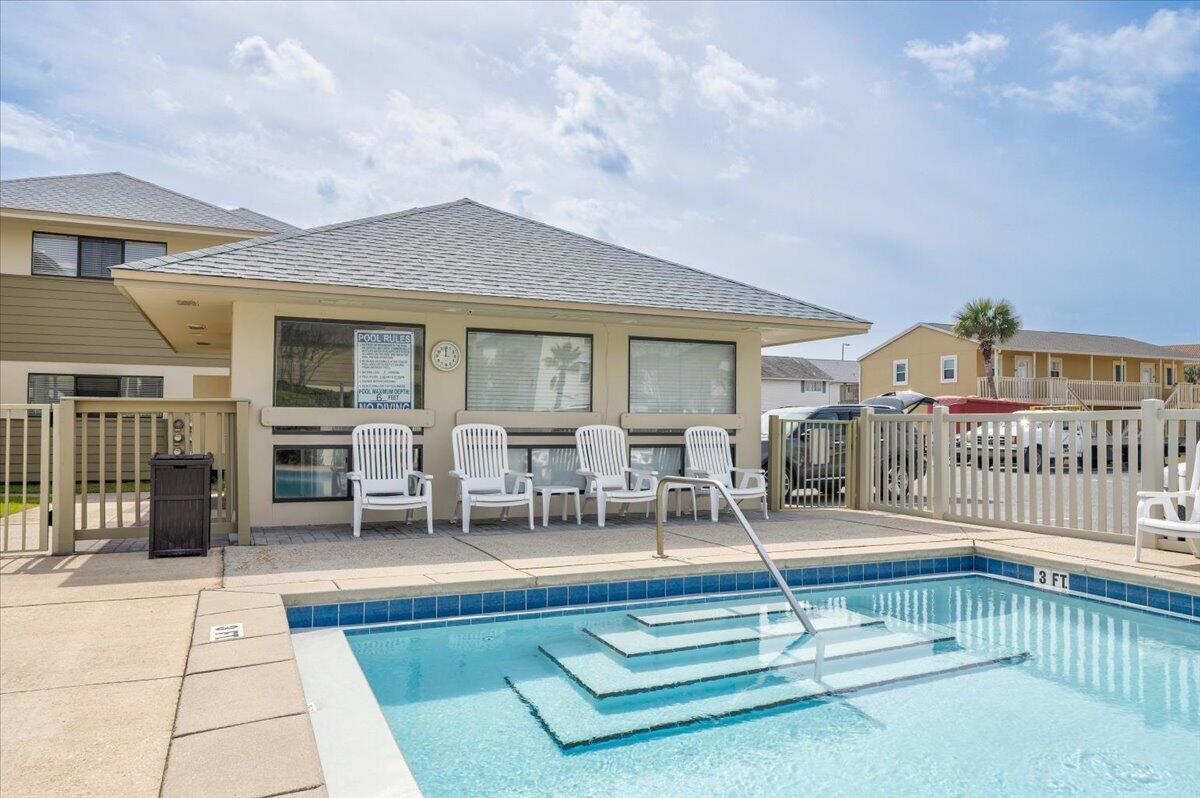 CROSS CREEK CLUB CONDO - Residential