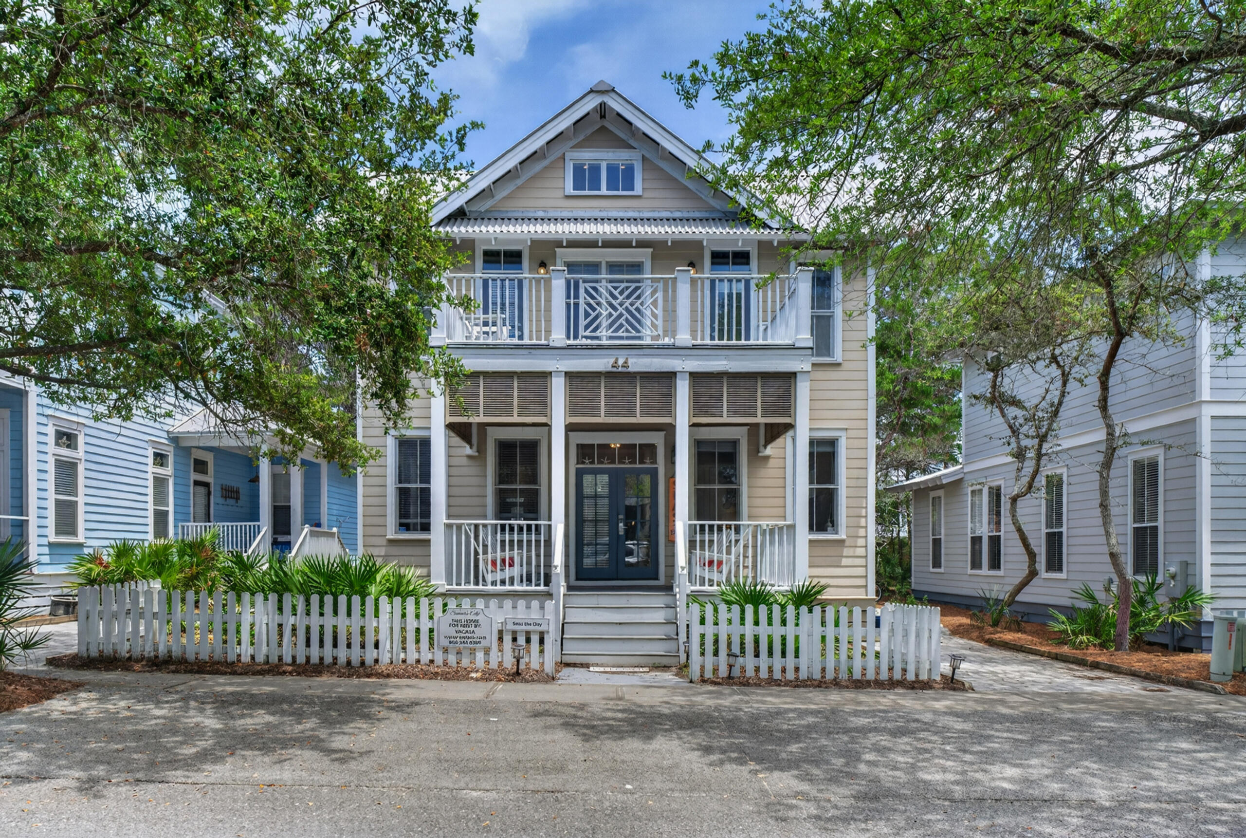 SUMMER'S EDGE - Residential