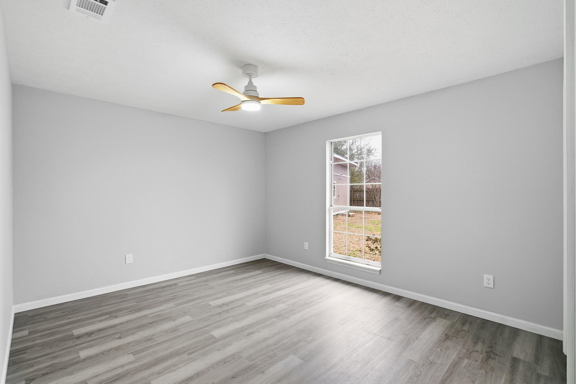 DERBY WOODS - Residential