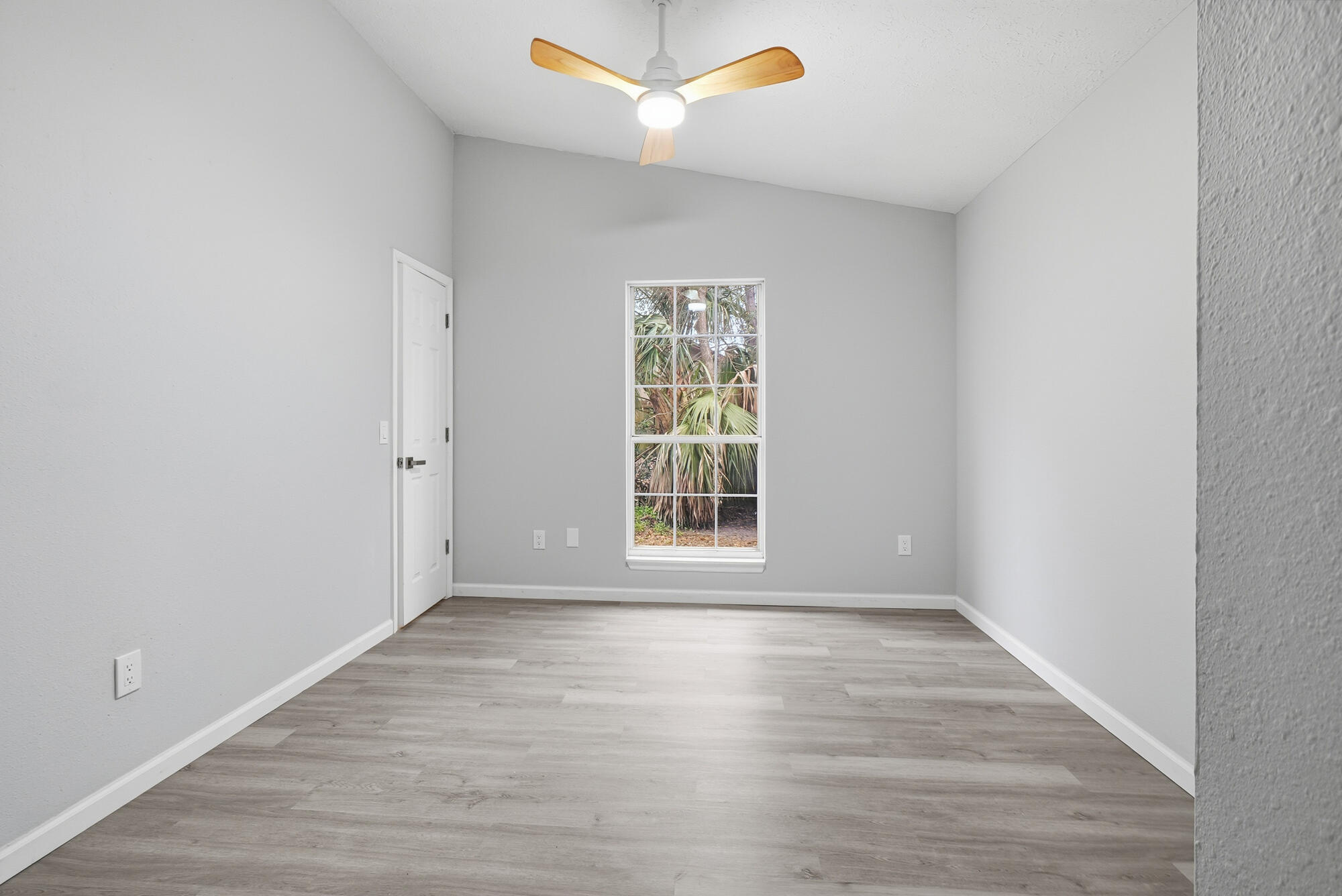 DERBY WOODS - Residential