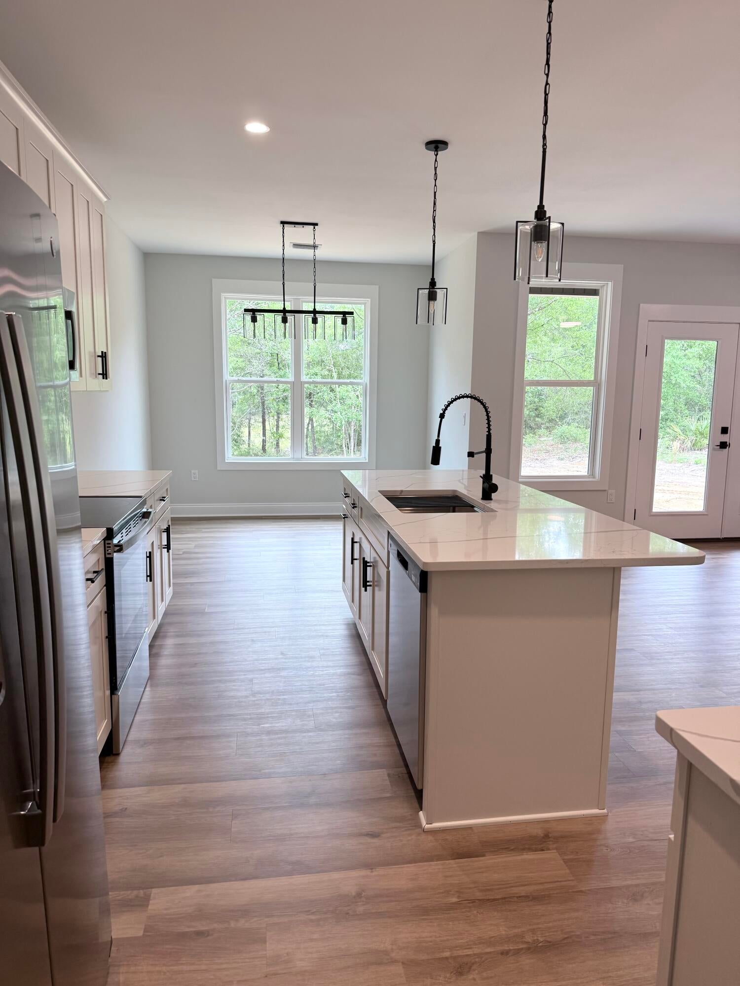 OAKWOOD LAKES ESTATES - Residential