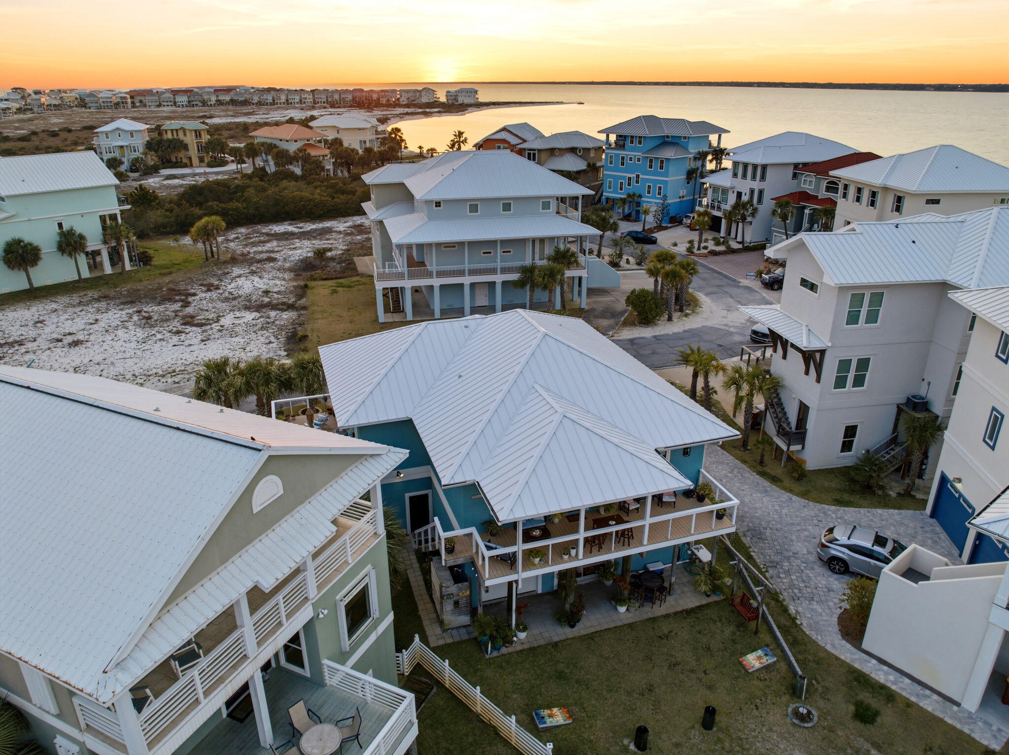 CARIBBEAN ISLES - Residential